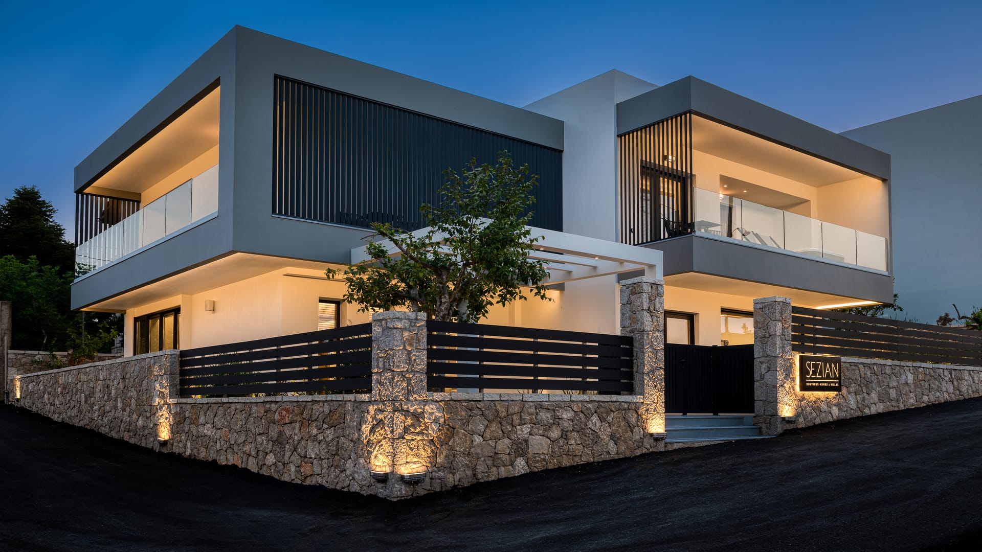 Sezian Boutique Homes & Villas