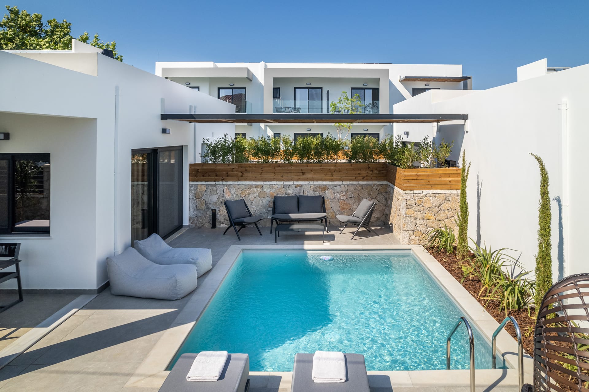 Sezian Boutique Homes & Villas