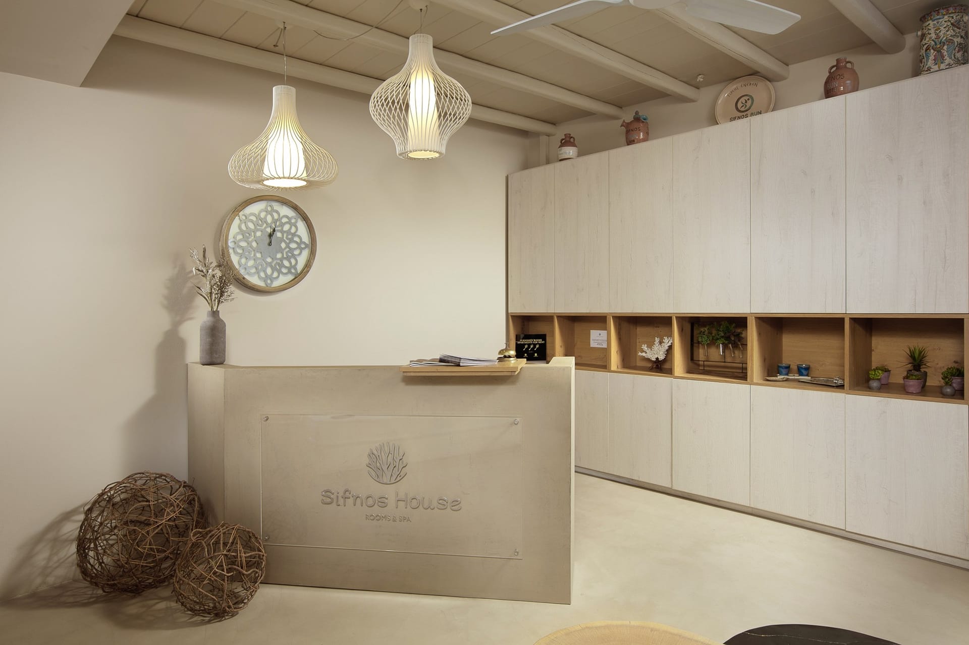 Sifnos House Rooms & Spa