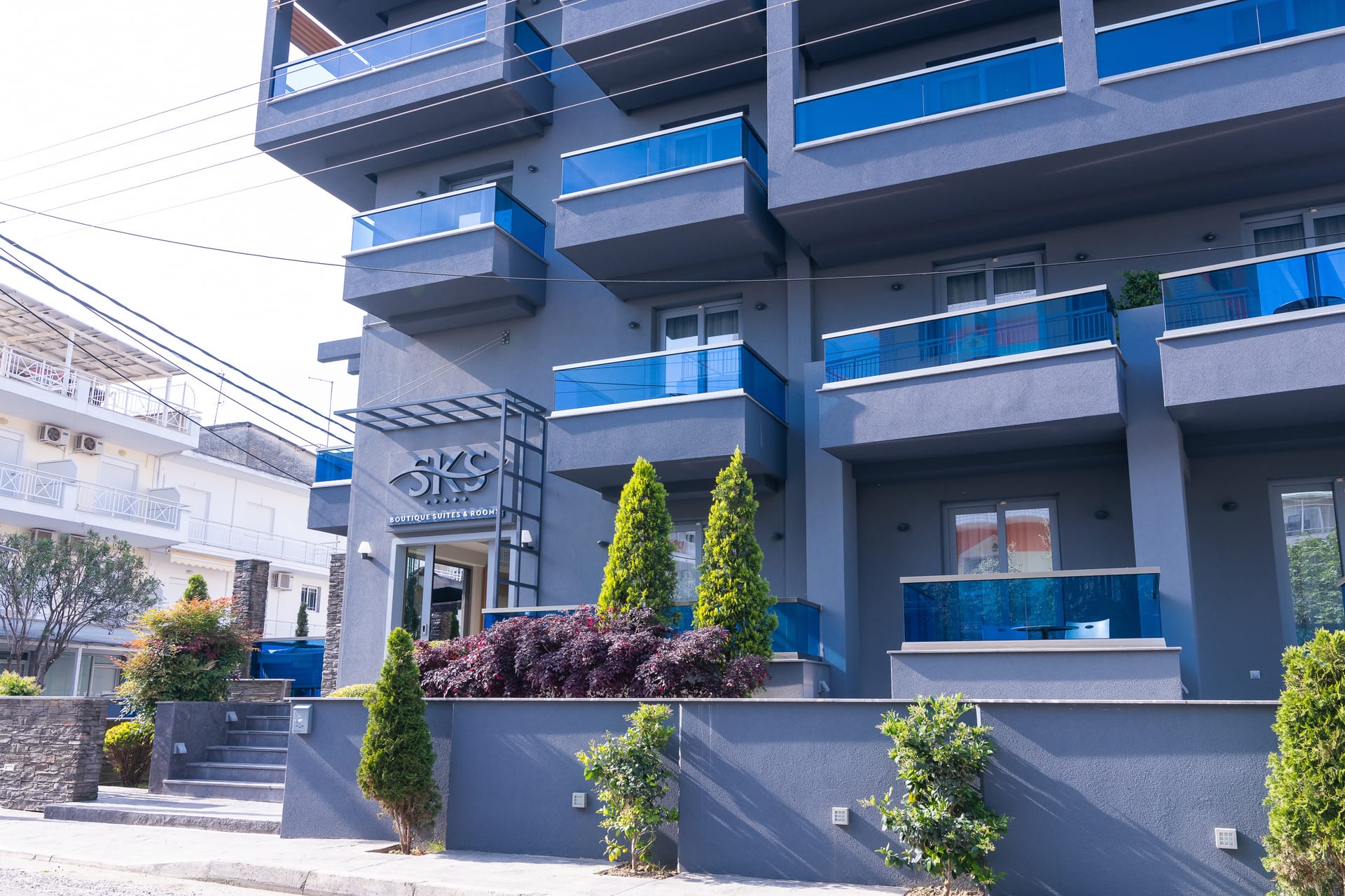 SKS Luxury Suites & Rooms