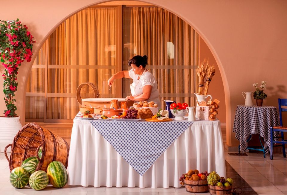 Kipriotis Village Greek breakfast - Katimeria making