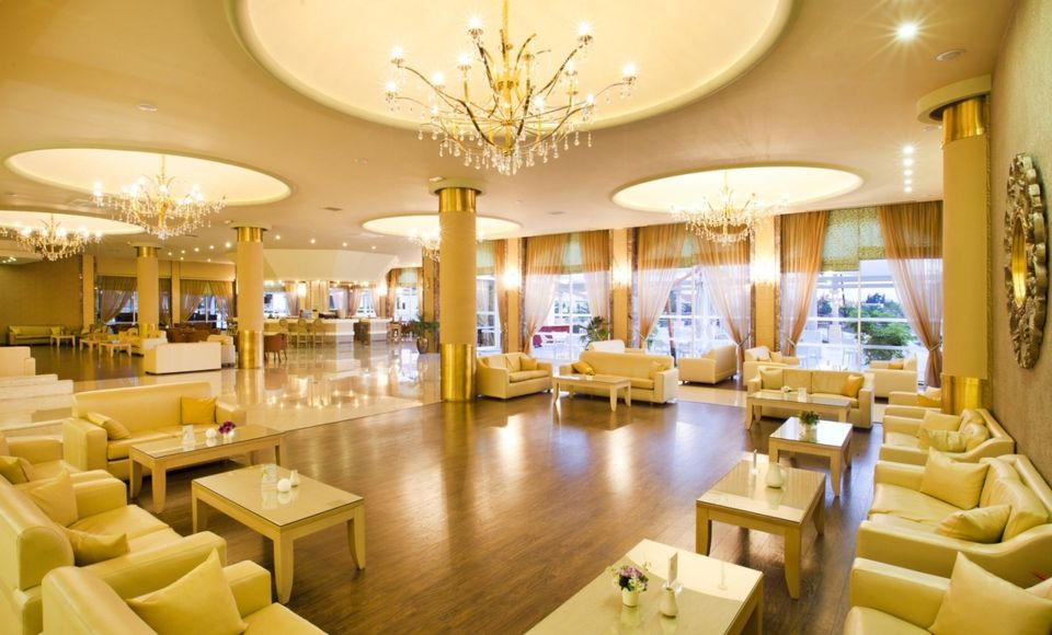 Kipriotis Village Main Bar