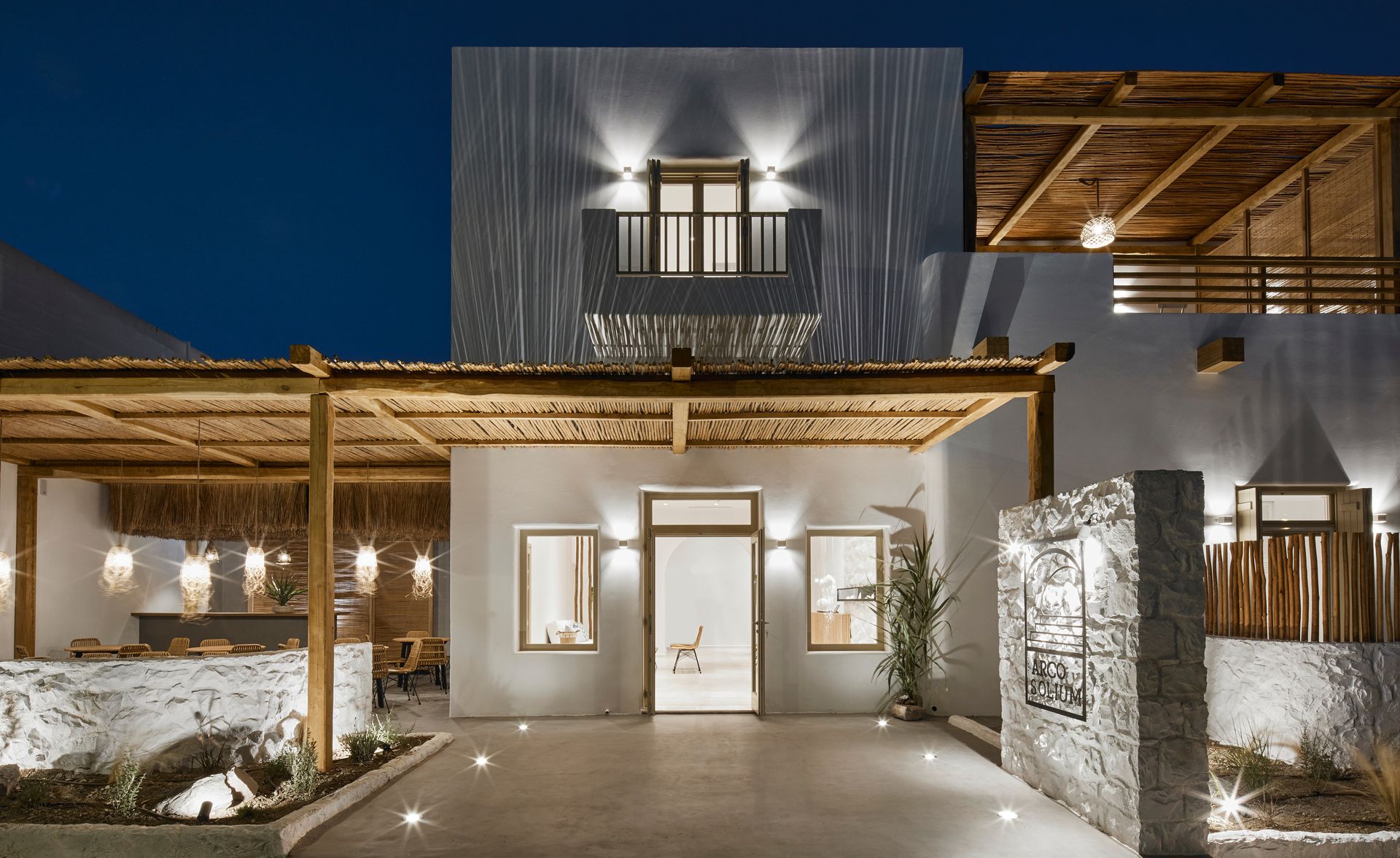 Arco Solium Suites Milos