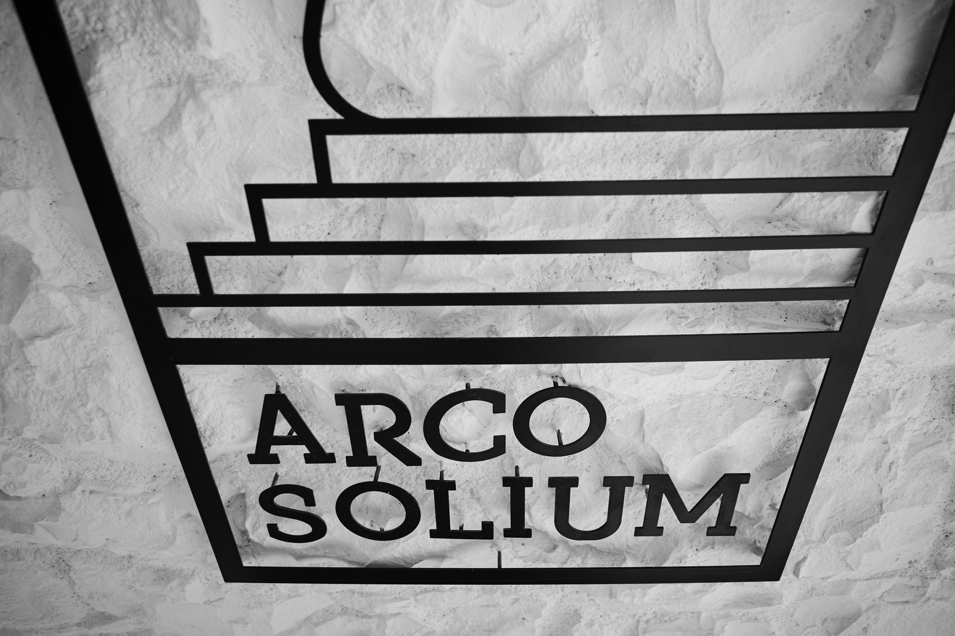 Arco Solium Suites Milos