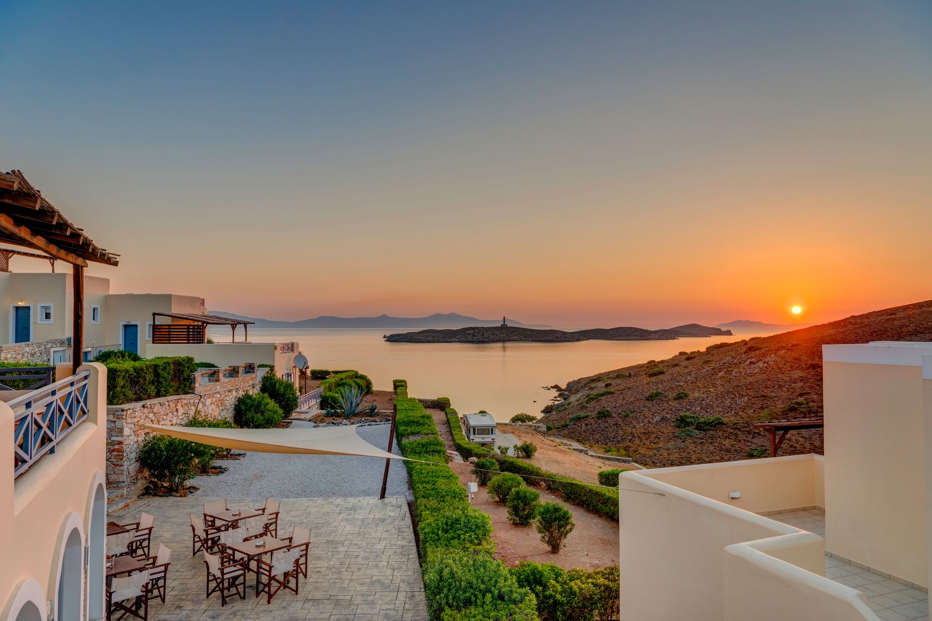 Sunrise Beach Suites Syros
