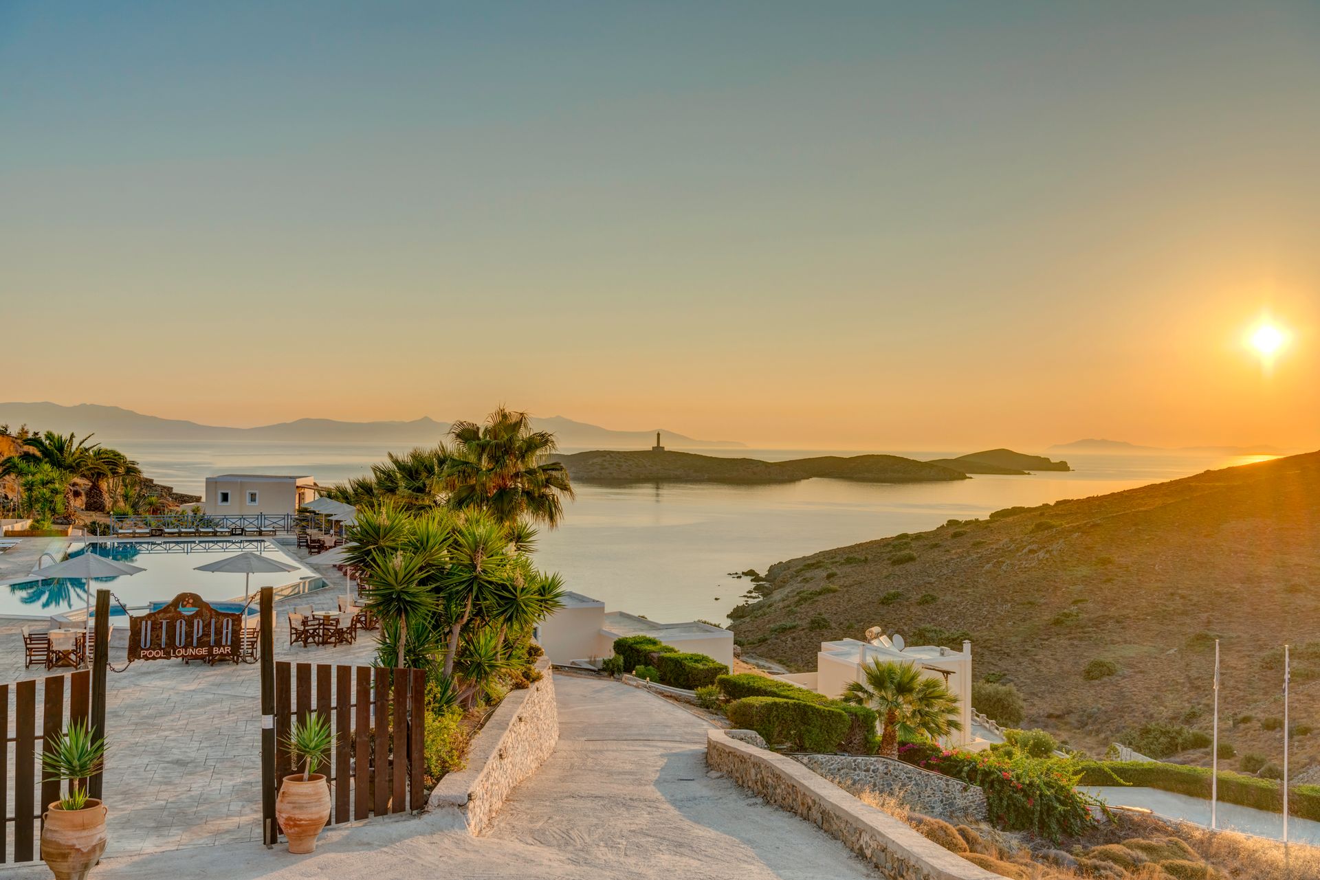 Sunrise Beach Suites Syros