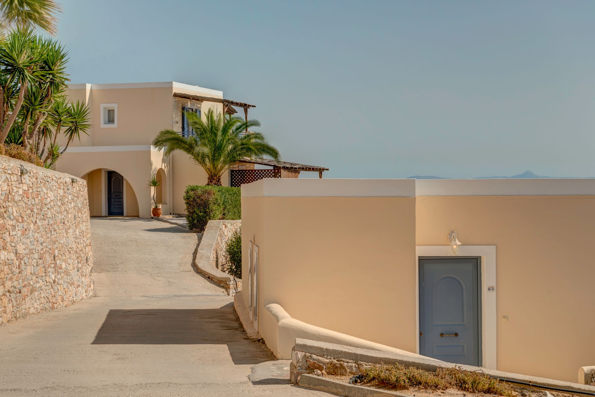 Sunrise Beach Suites Syros