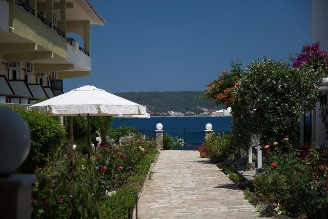 Sunrise Hotel Ammouliani