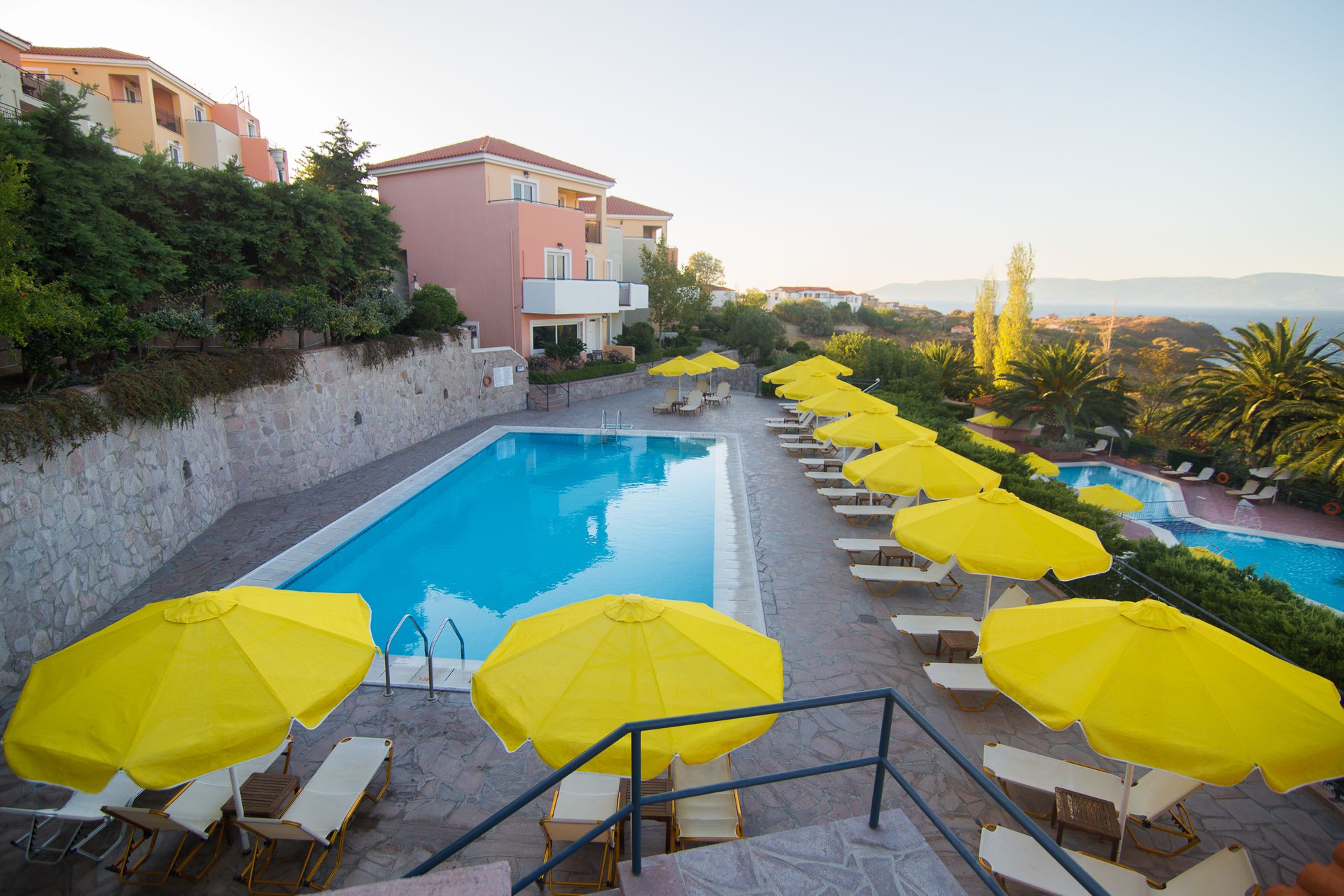 Sunrise Resort Hotel