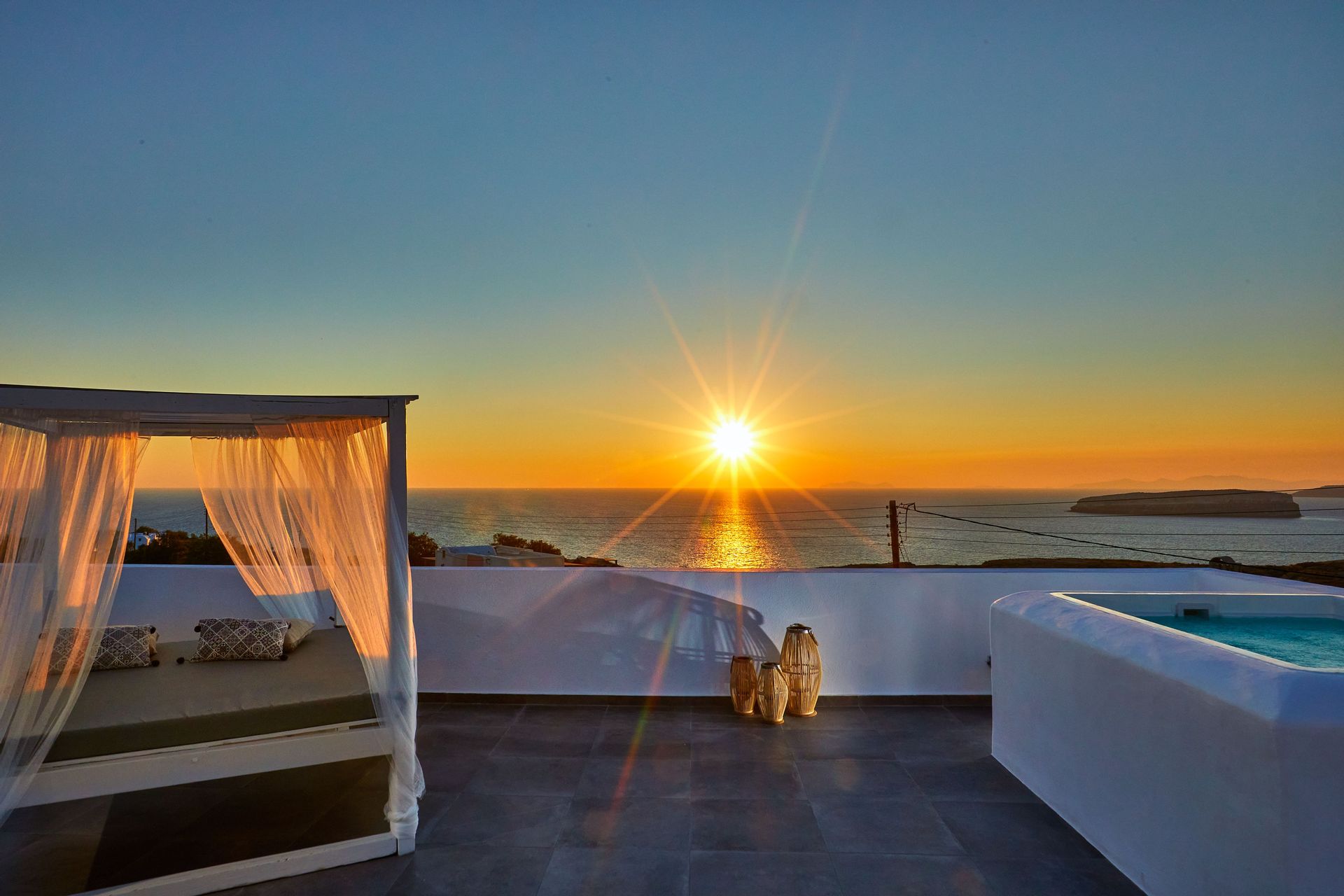 Sunset Faros Santorini