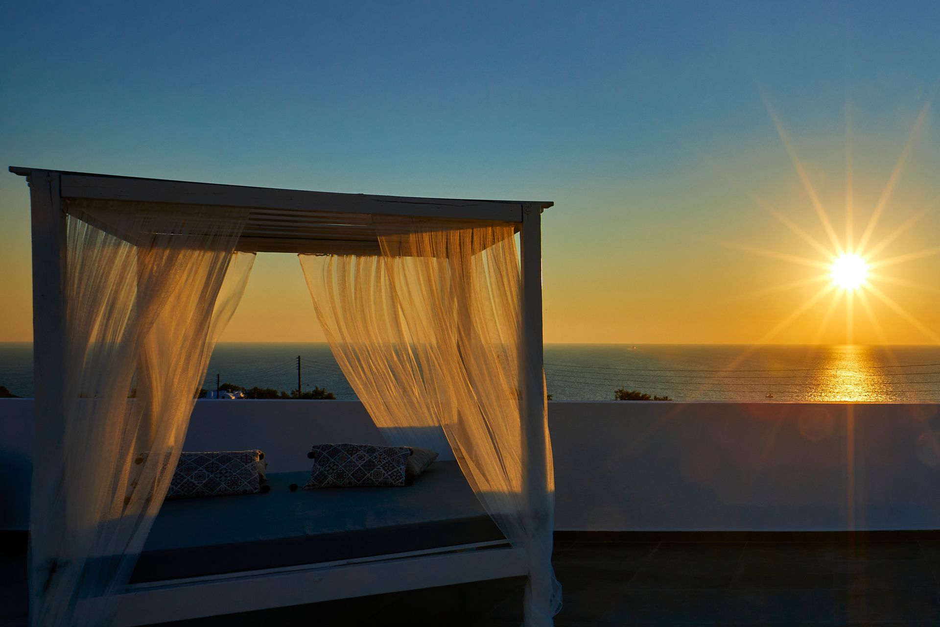 Sunset Faros Santorini