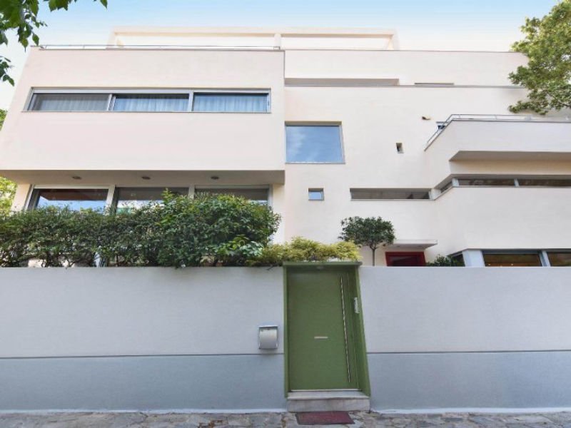 Amaryllis Villa