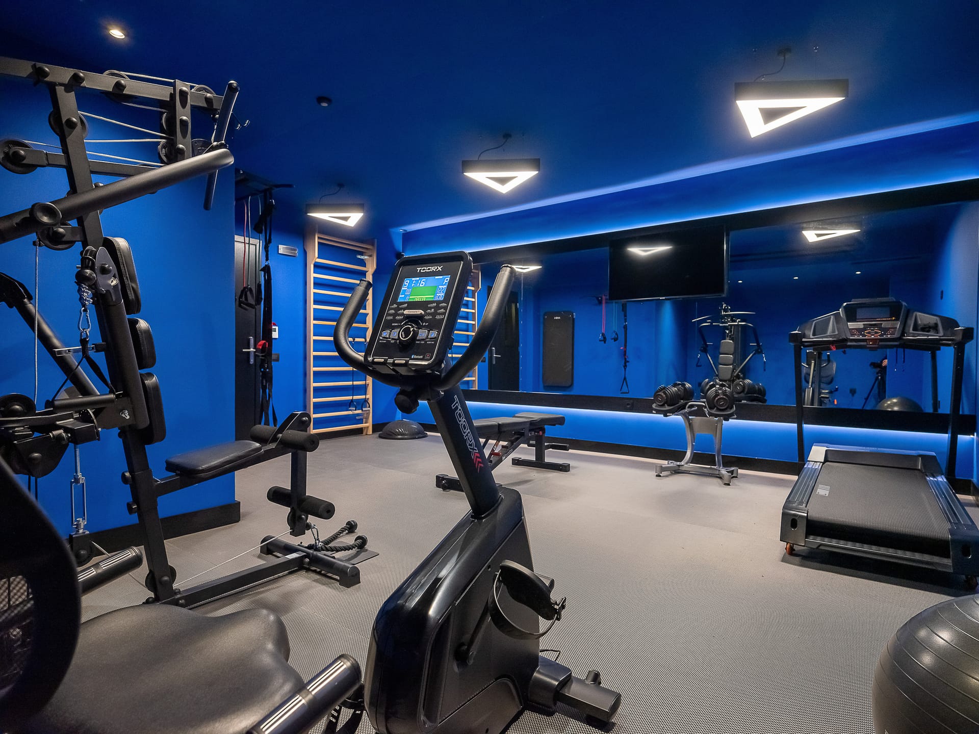 3 Pines Design Living