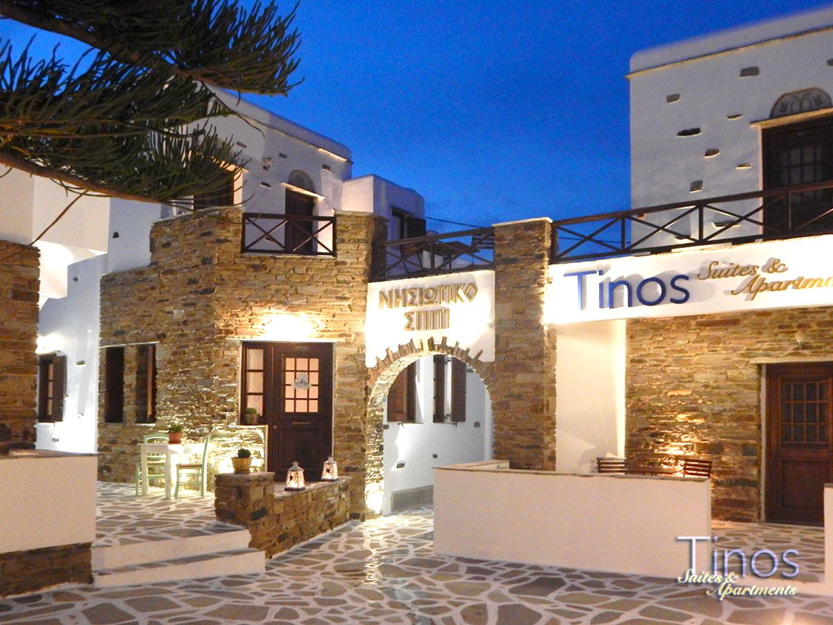 Tinos Suites & Apartments