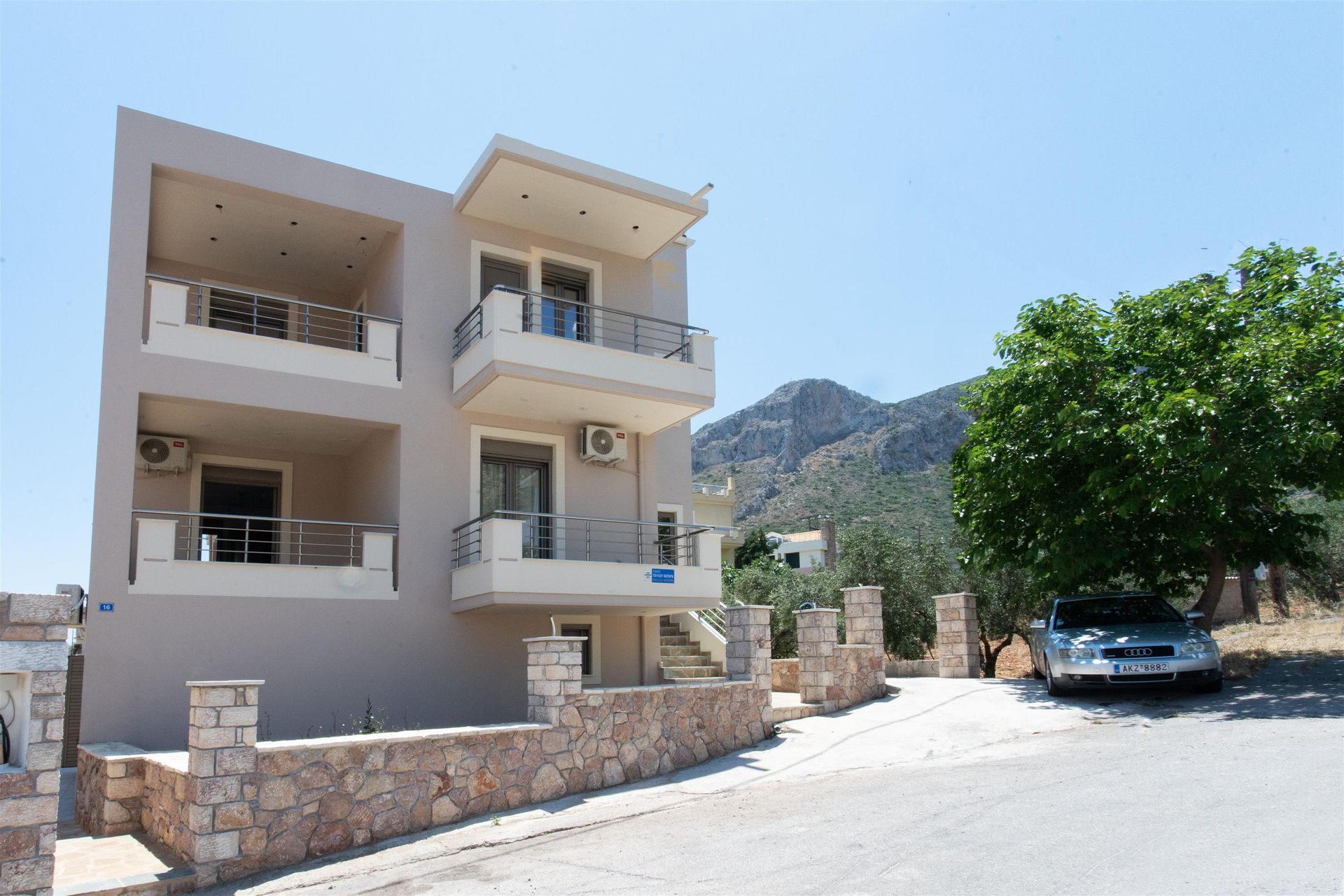 Tulipa Suites Facade