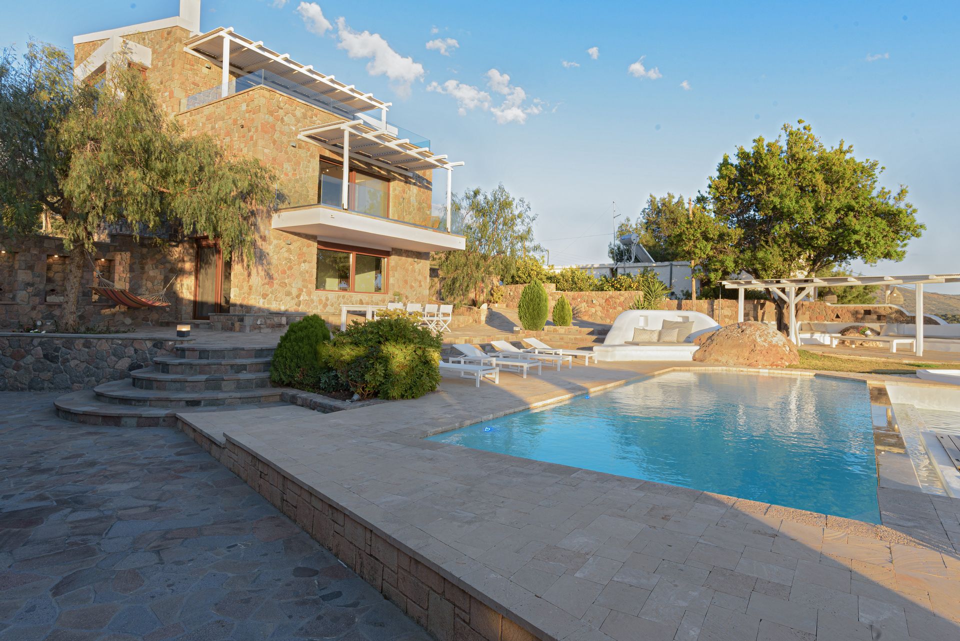 Villa Tzikides Aegina