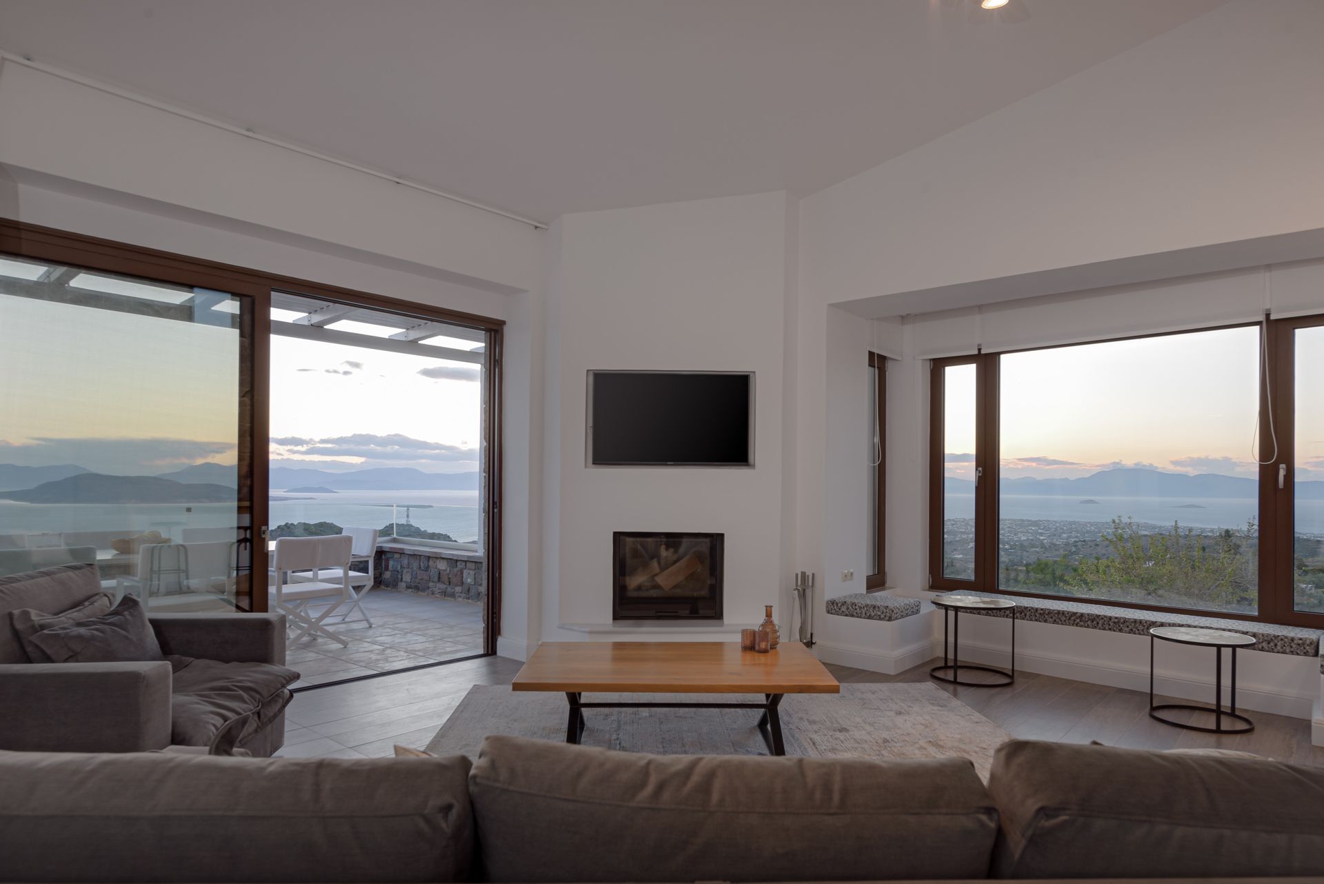 Villa Tzikides Aegina