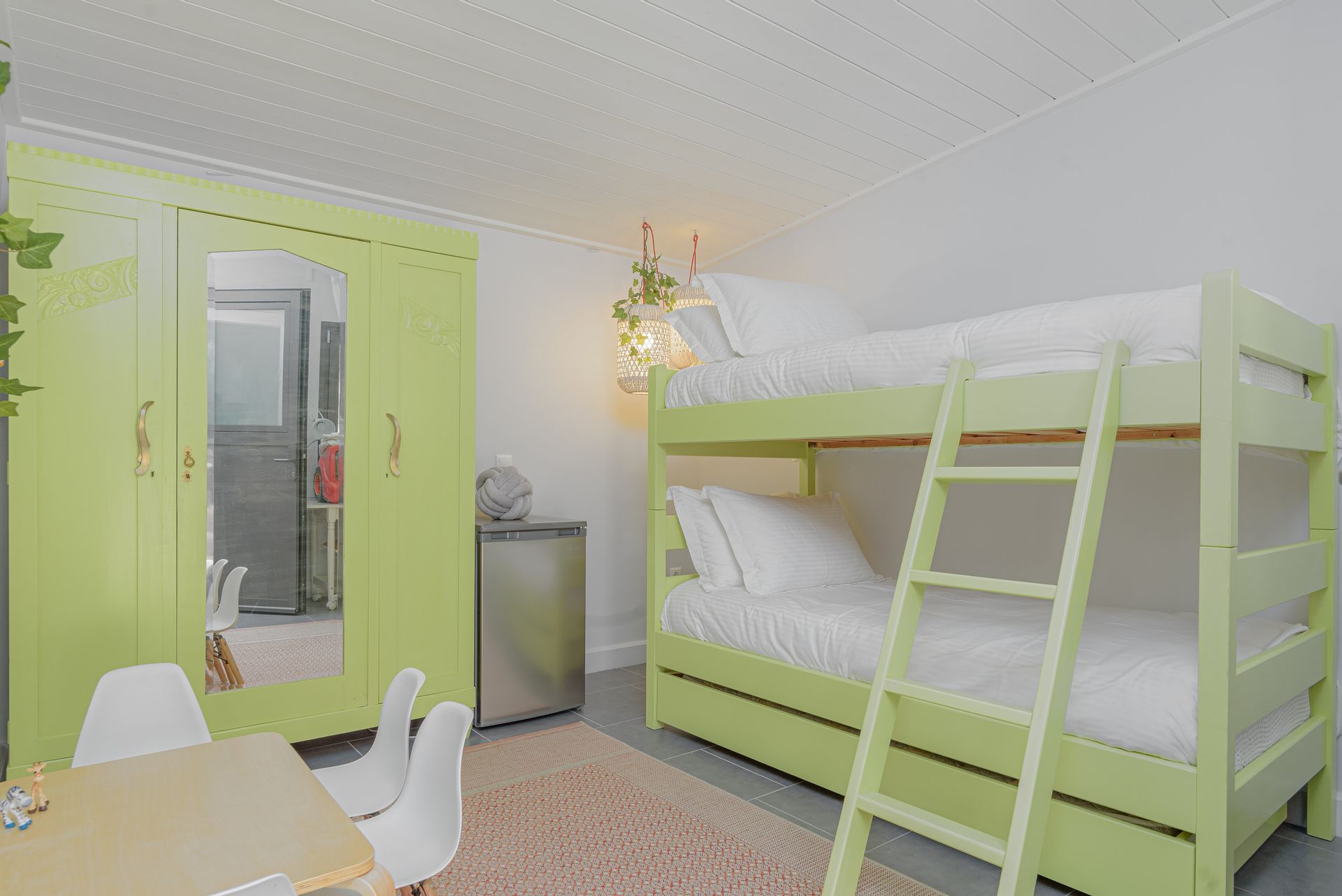 Villa Tzikides Aegina