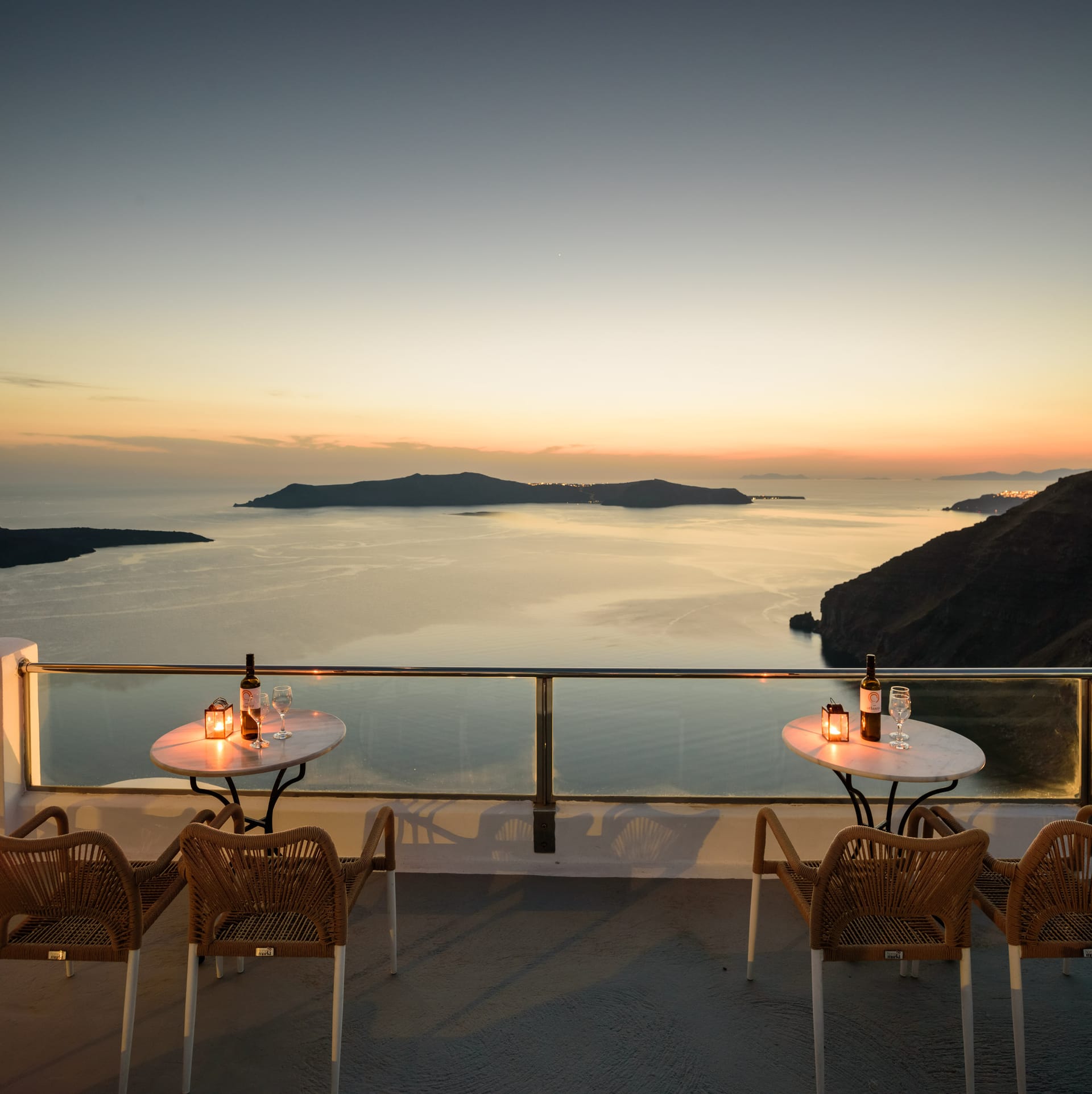 Vallas Apartments & Villas Santorini