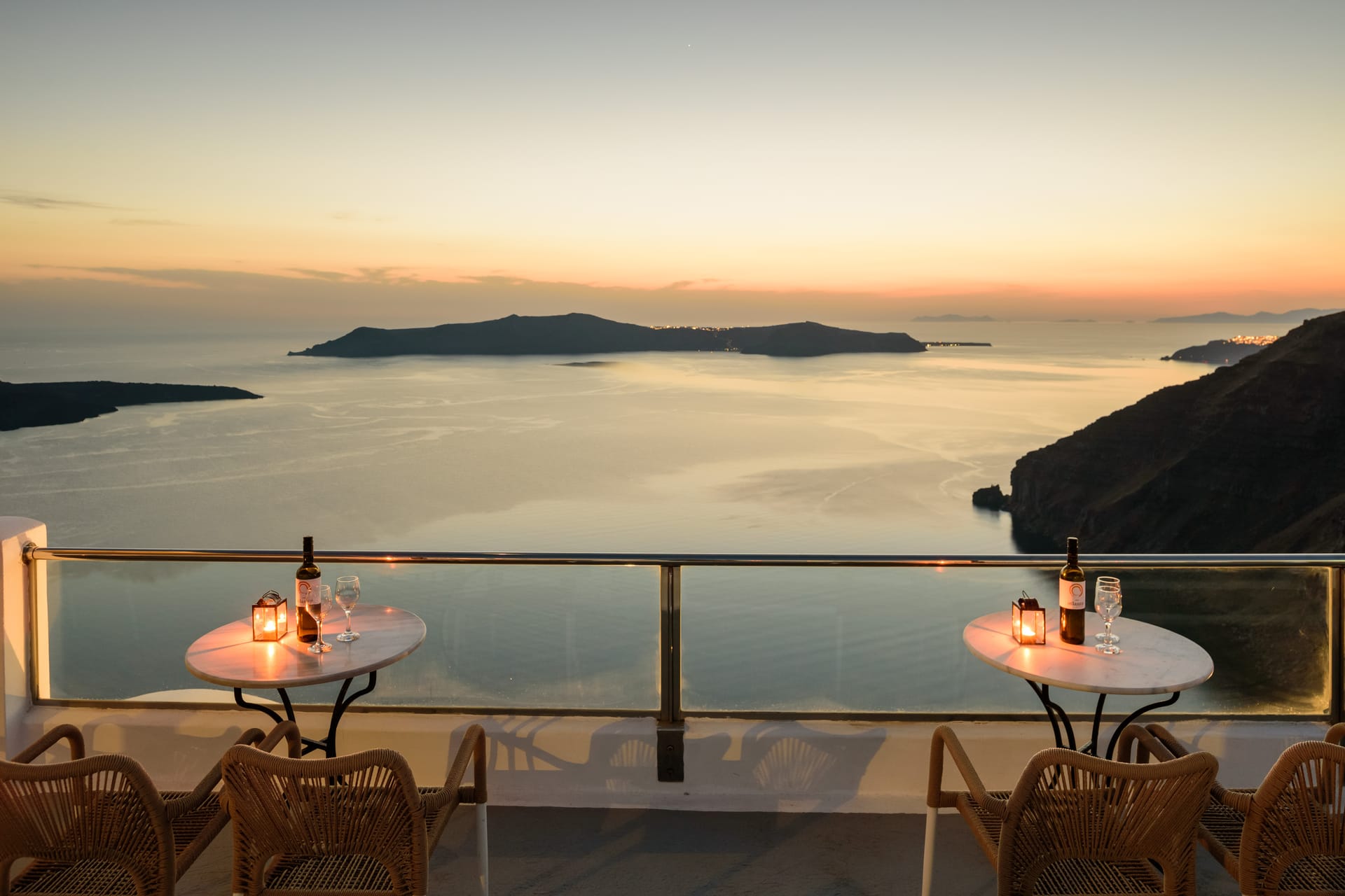 Vallas Apartments & Villas Santorini