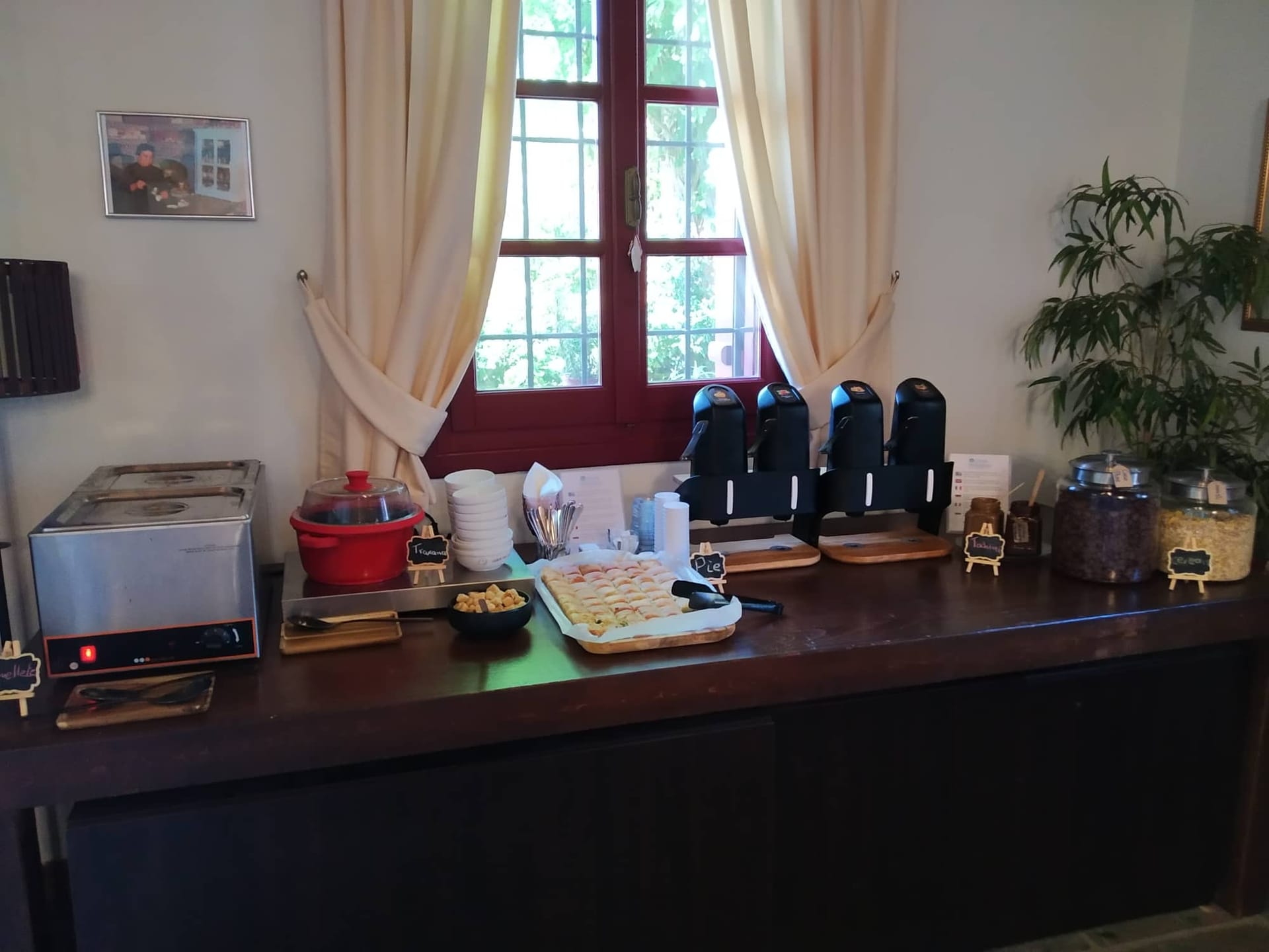 The Varos Residences Hotel