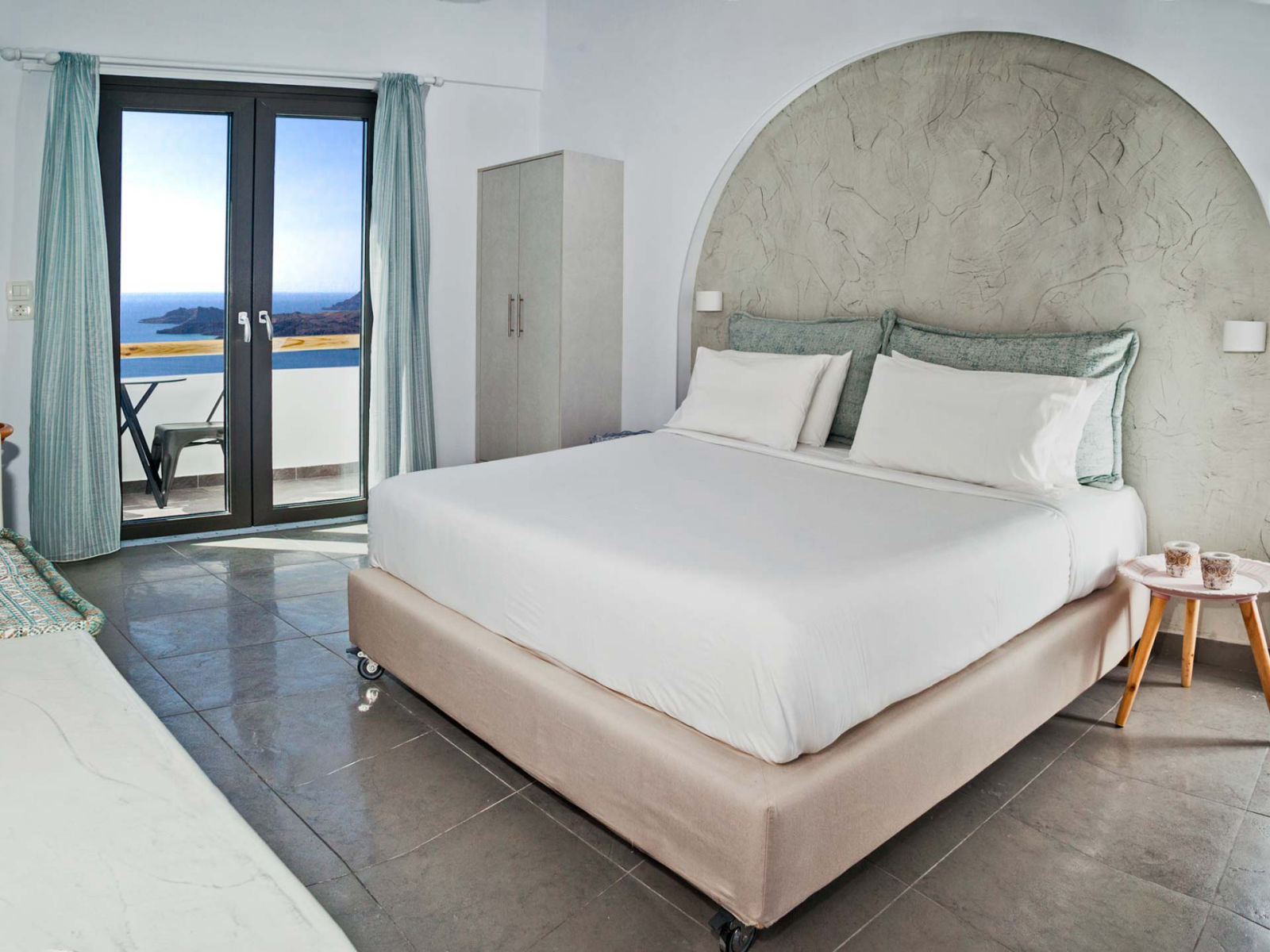 Amity Suites – Adults Only