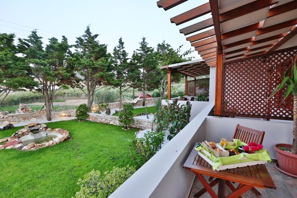 Ventoura Studios & Apartments