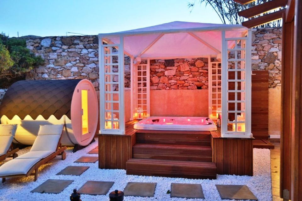 Ventoura Studios & Apartments