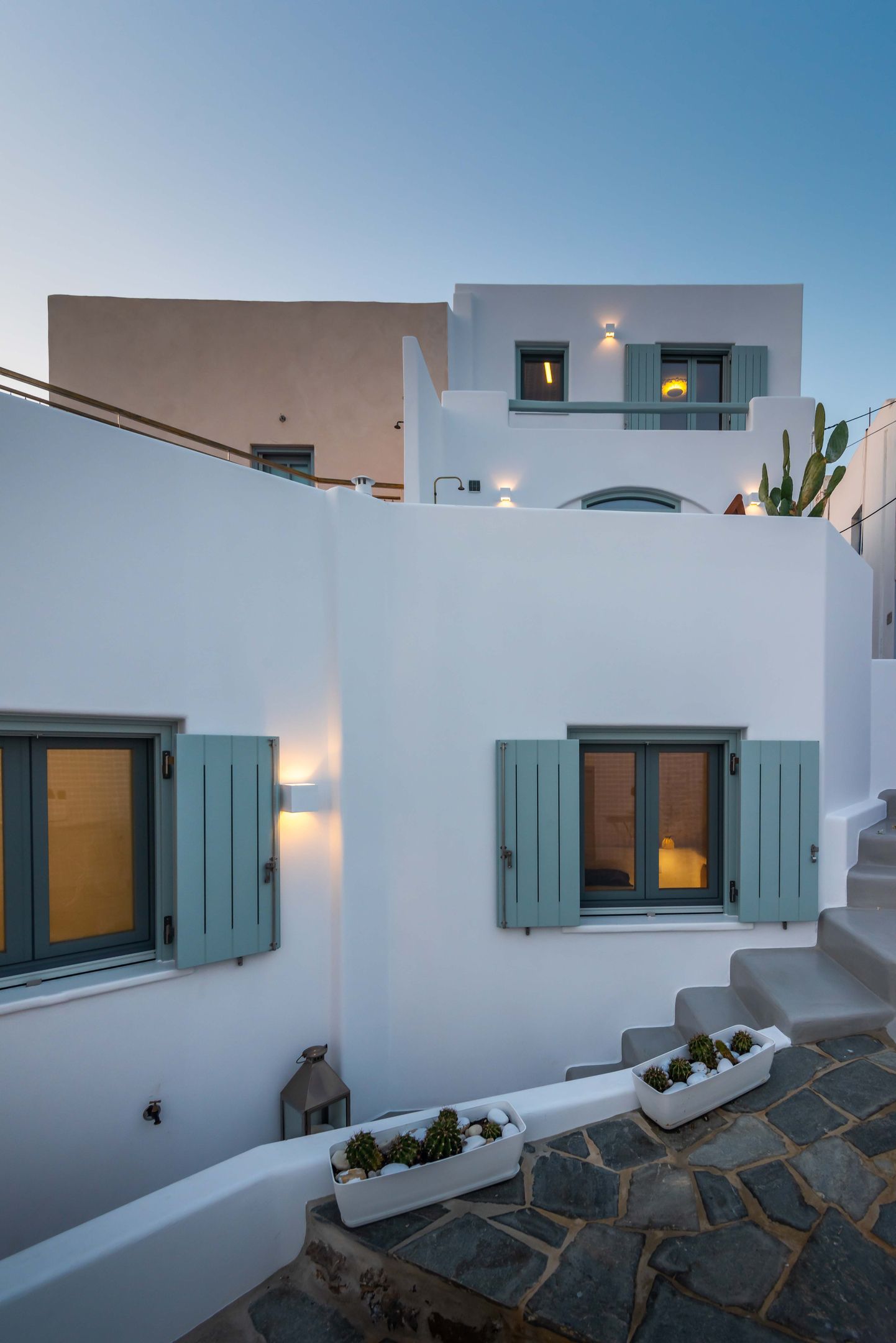 Eight Infinity Suites