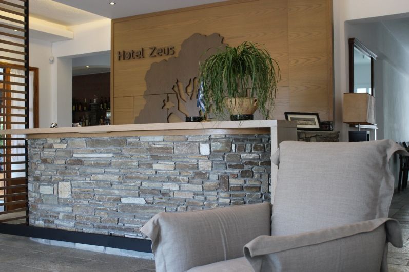 Zeus Hotel Platamonas