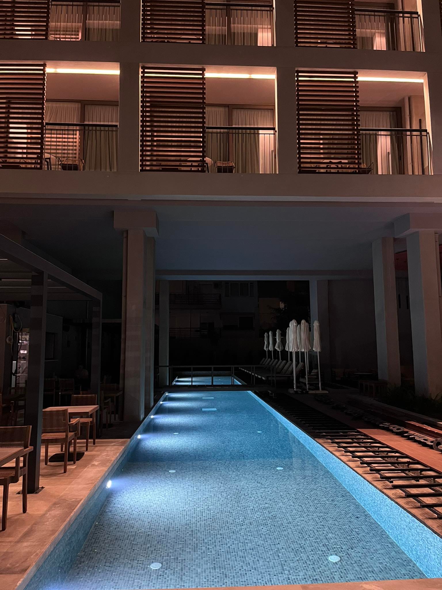 Magnes Hotel