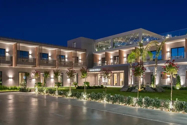 Grand Patelli is a modern four‑star hotel in Myrina, Limnos, enjoying a privileged location near the historic center of the town. With stunning views of the Castle of Myrina and a refined level of hospitality, it offers an elevated and memorable stay