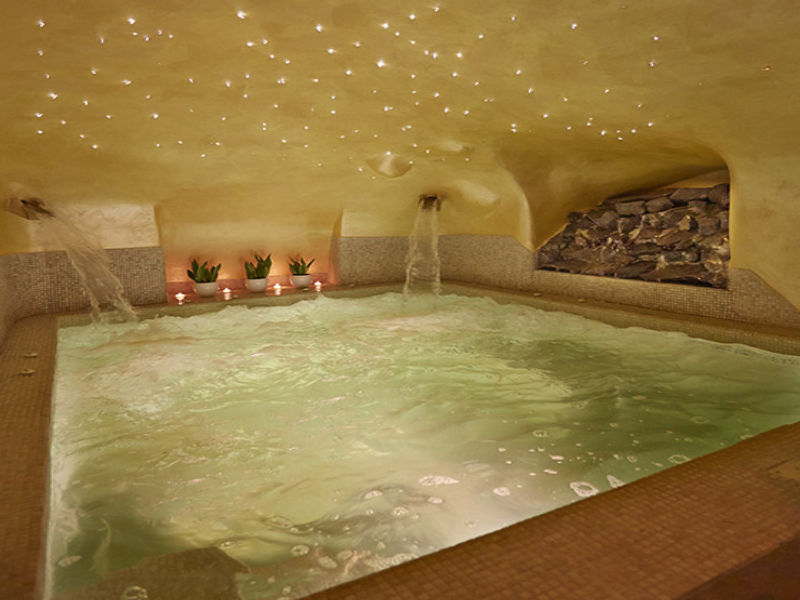 Andromeda Villas & Spa Resort Santorini
