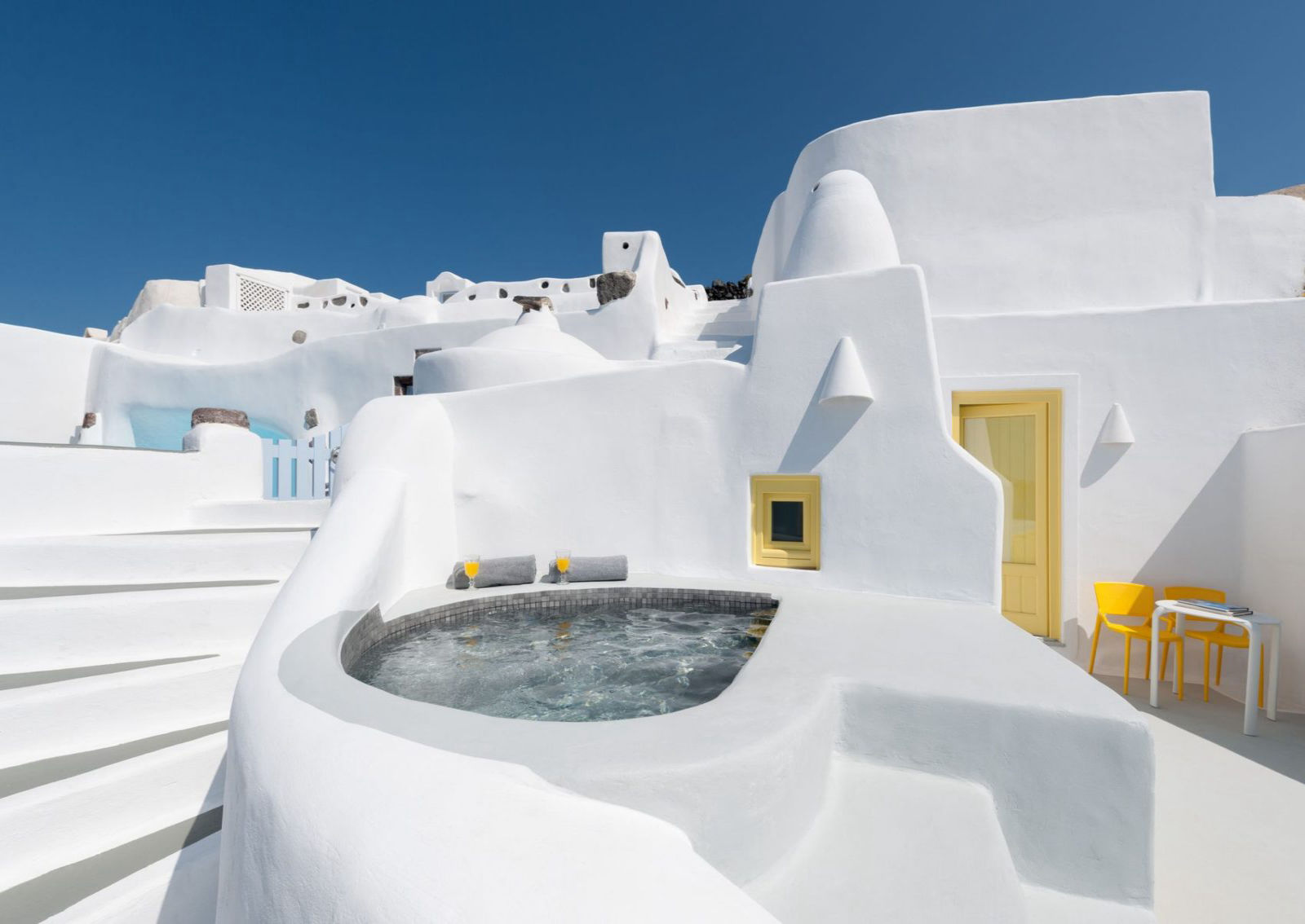 Anemomilos Hotel Santorini