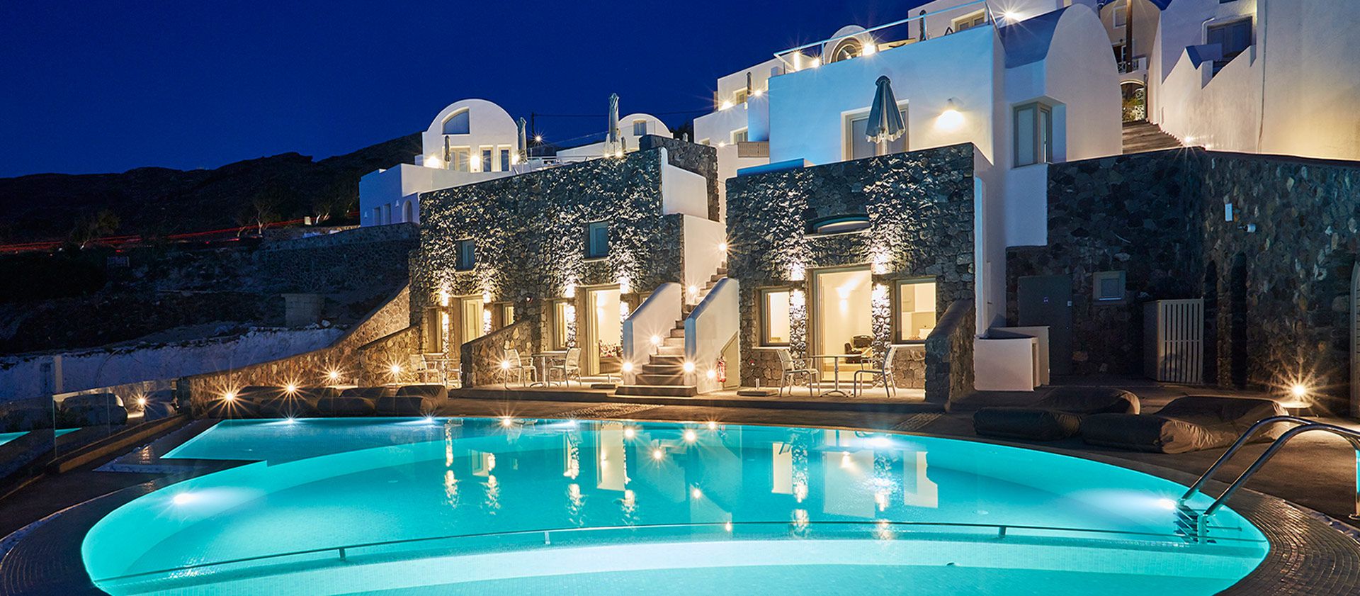 Aperanto Suites Santorini