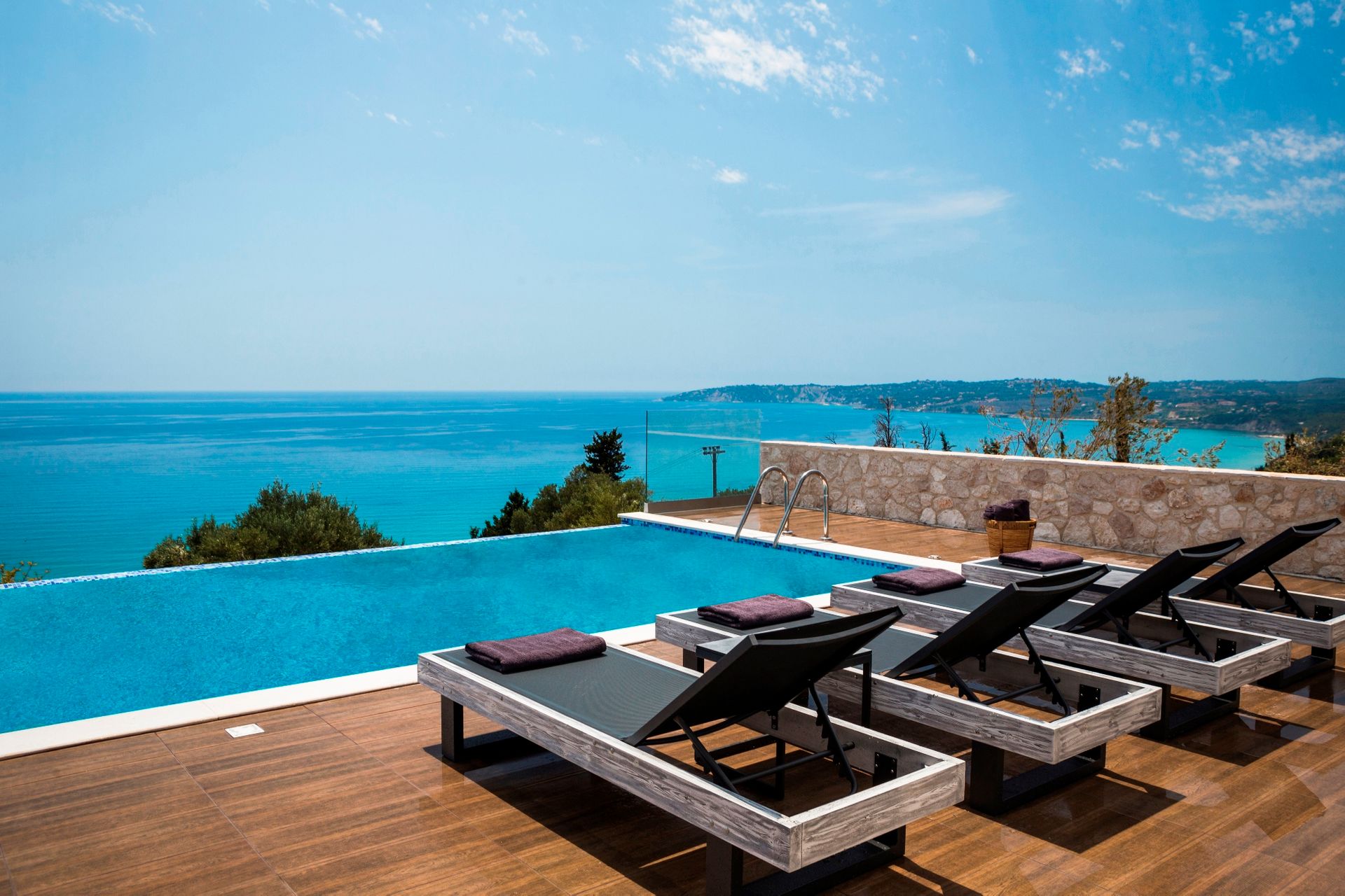 Villa Edge