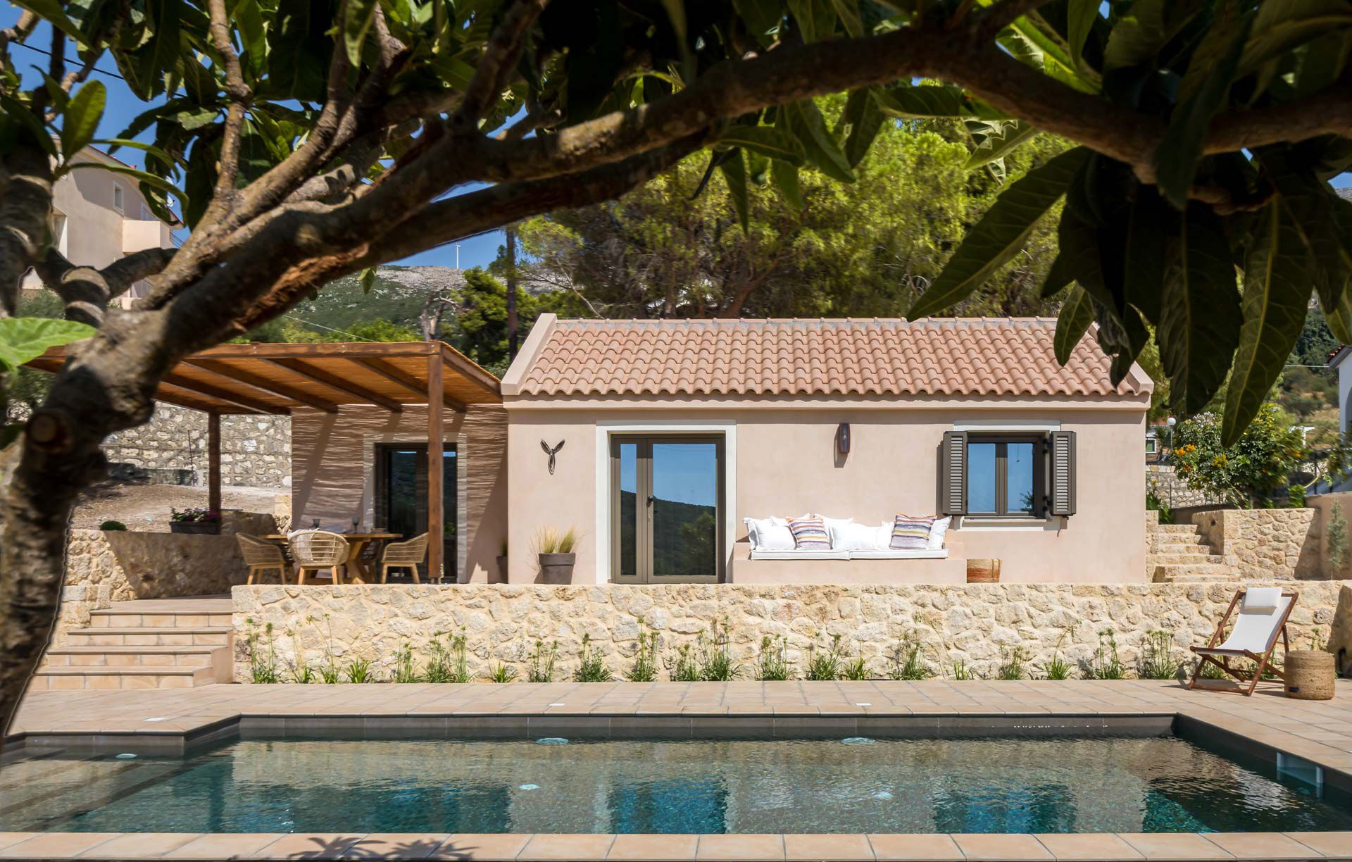 Sweet Cottage in Kardakata