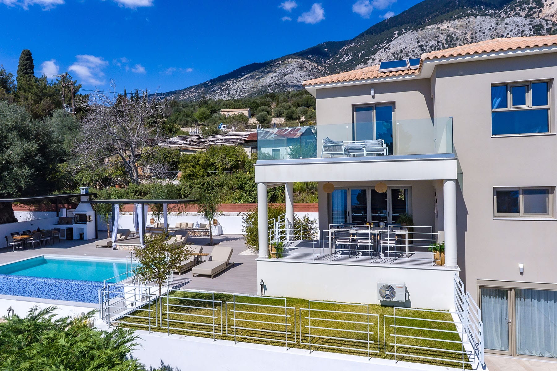 Villa Stellar