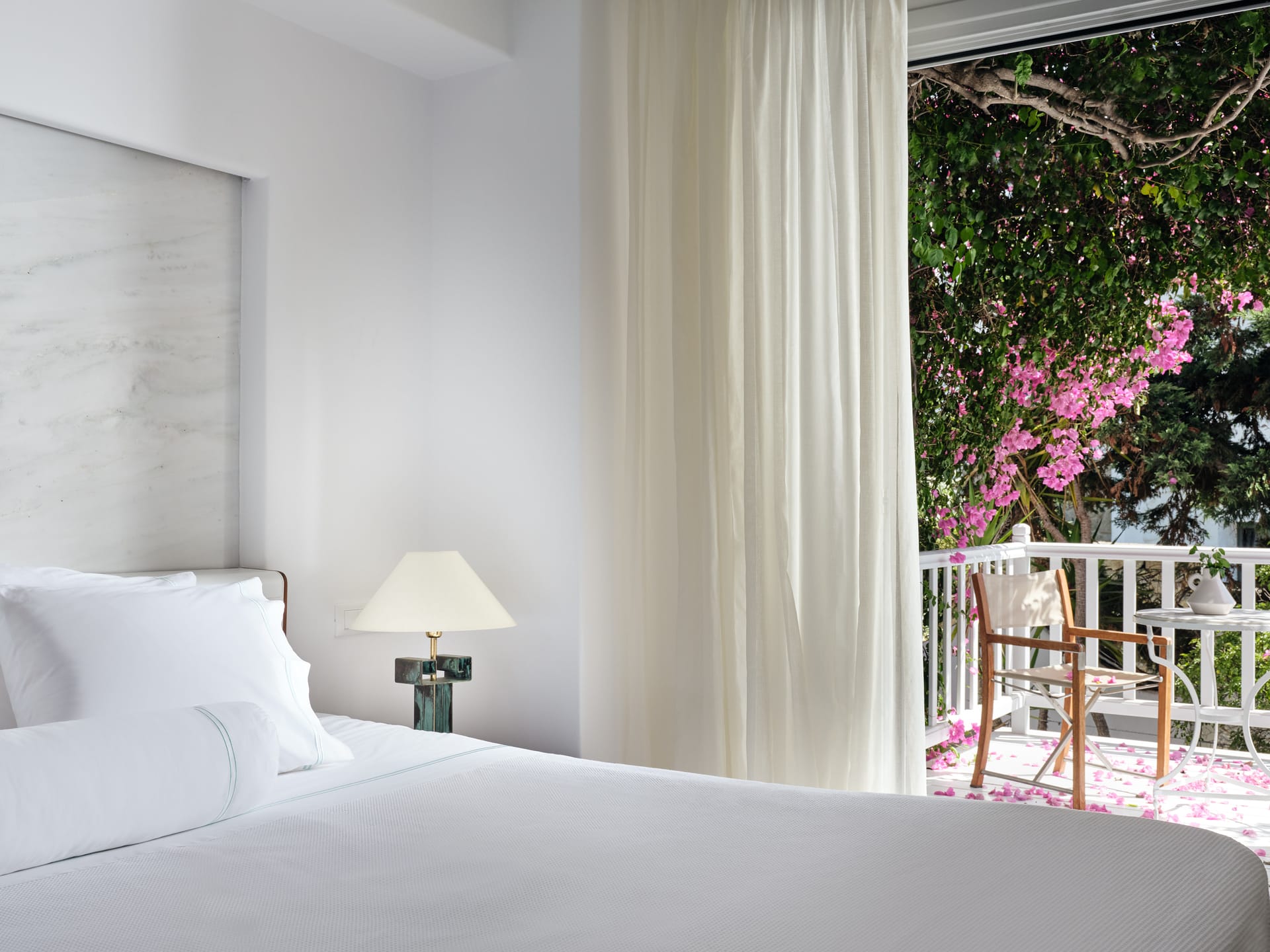 Standard Room Courtyard View