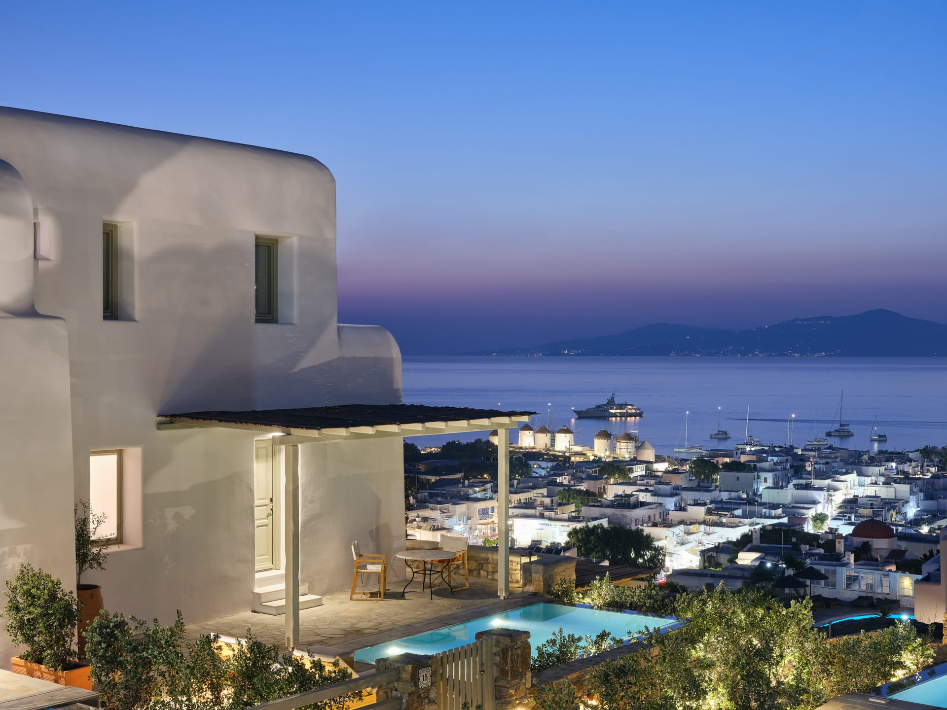 Hilltop Sea View room Private Pool | 250m from Belvedere Hotel plus Shuttle