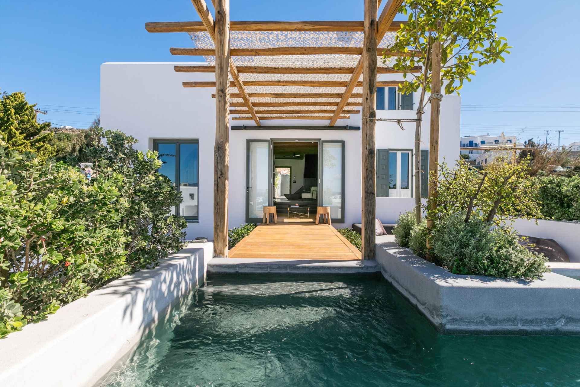3 Bedroom Residence Nextdoor with Private Pool &amp; Sea View (3 meters from main hotel - sleeps 8 )