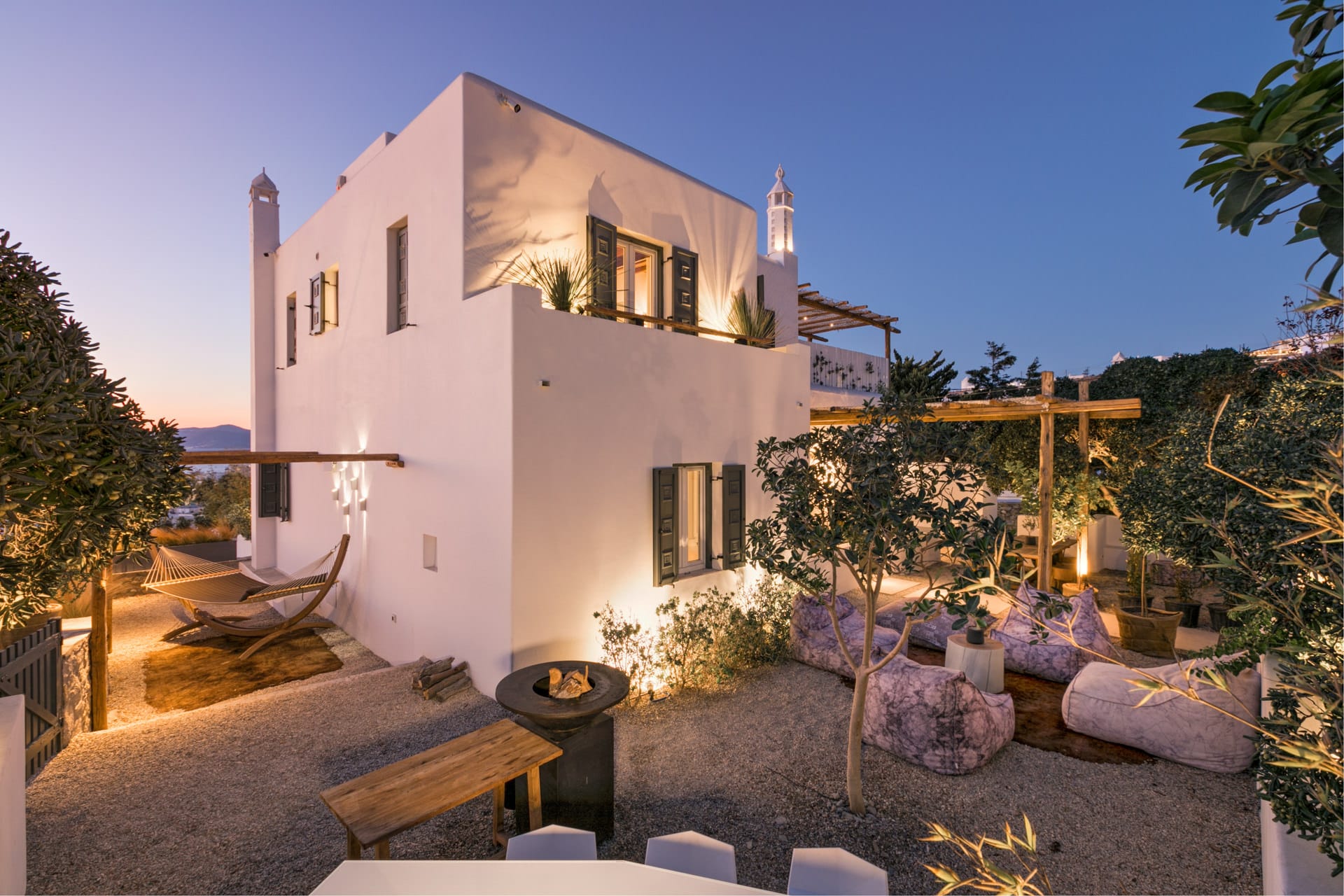 5 Bedroom Villa Nextdoor with Private Pool and Private Jetted Tub(3 meters from main hotel - s 13)