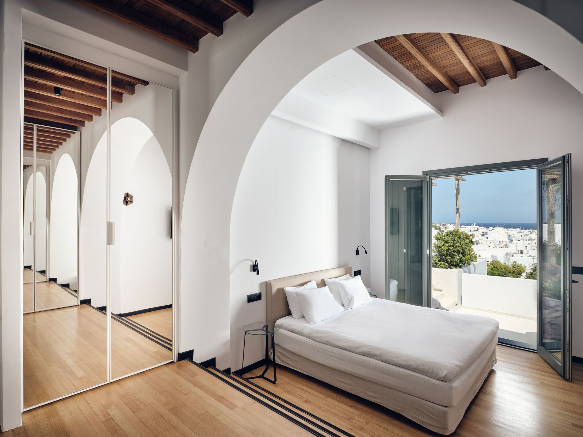 7 Bedroom Villa Nextdoor (3 meters from main hotel - sleeps 19)
