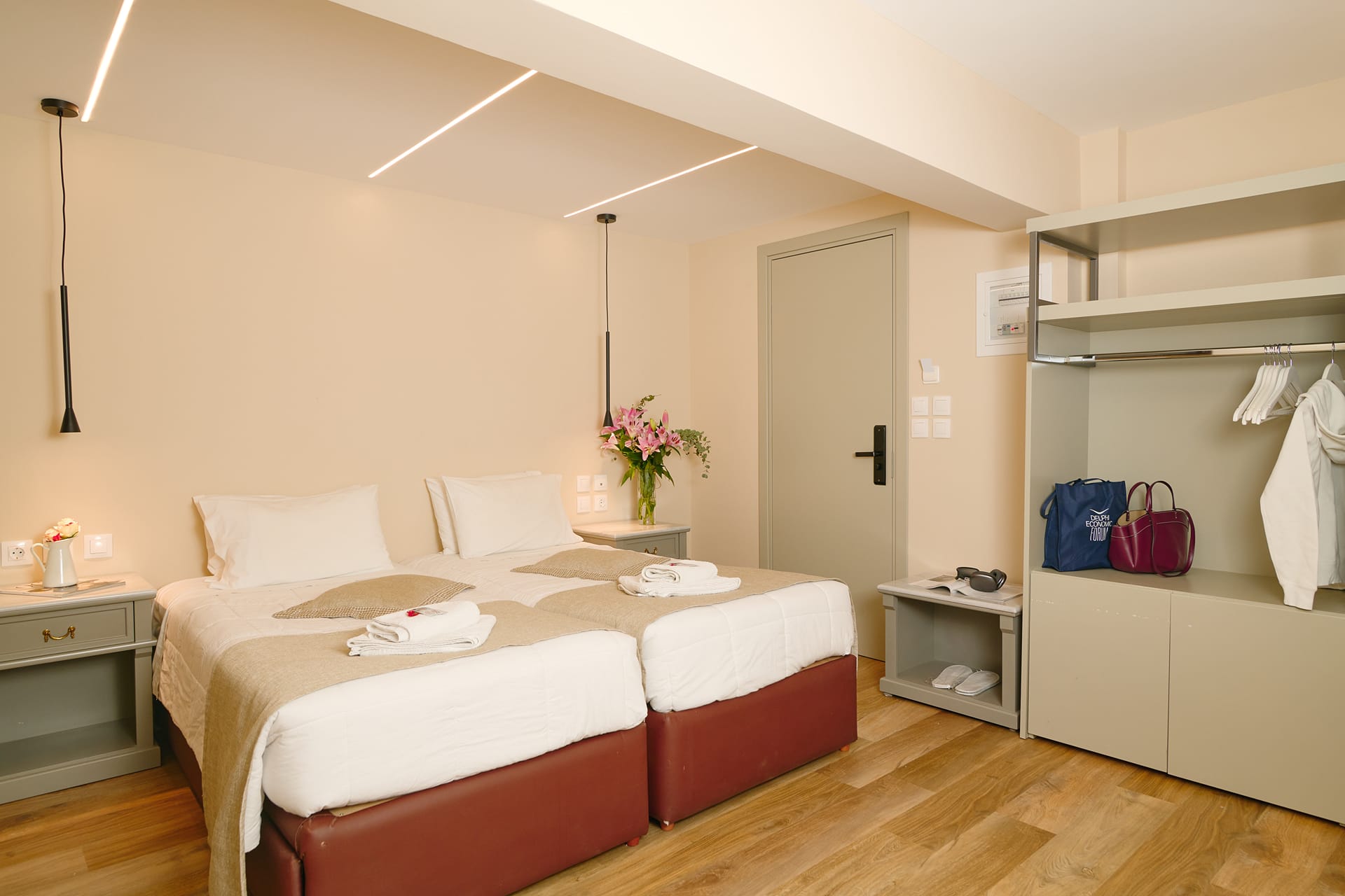 Suite - Two Rooms - Two Bathrooms | Spa