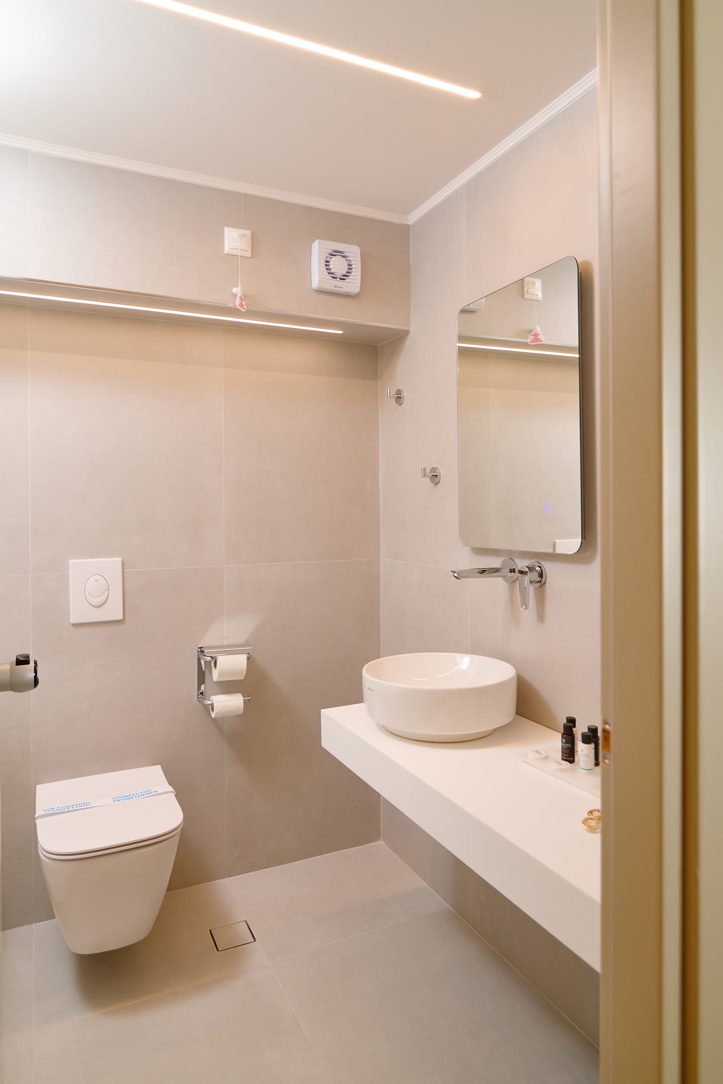Suite - Two Rooms - Two Bathrooms | Spa