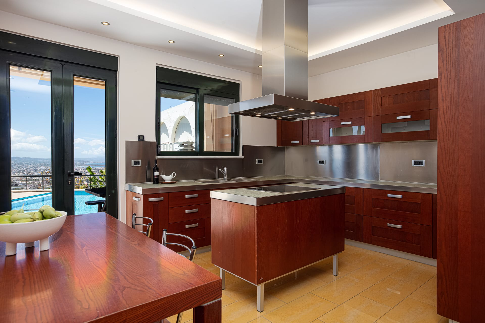 Villa with Pool and Sea View