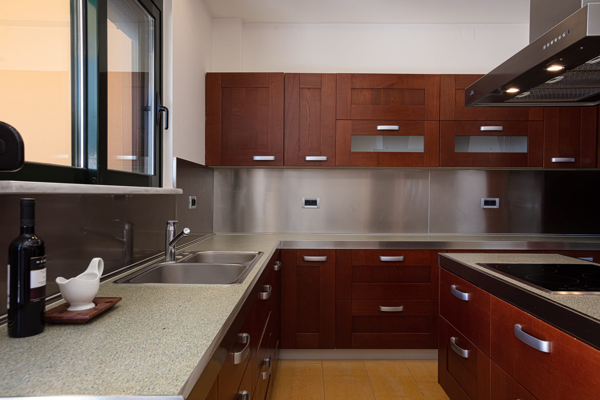 Villa with Pool and Sea View