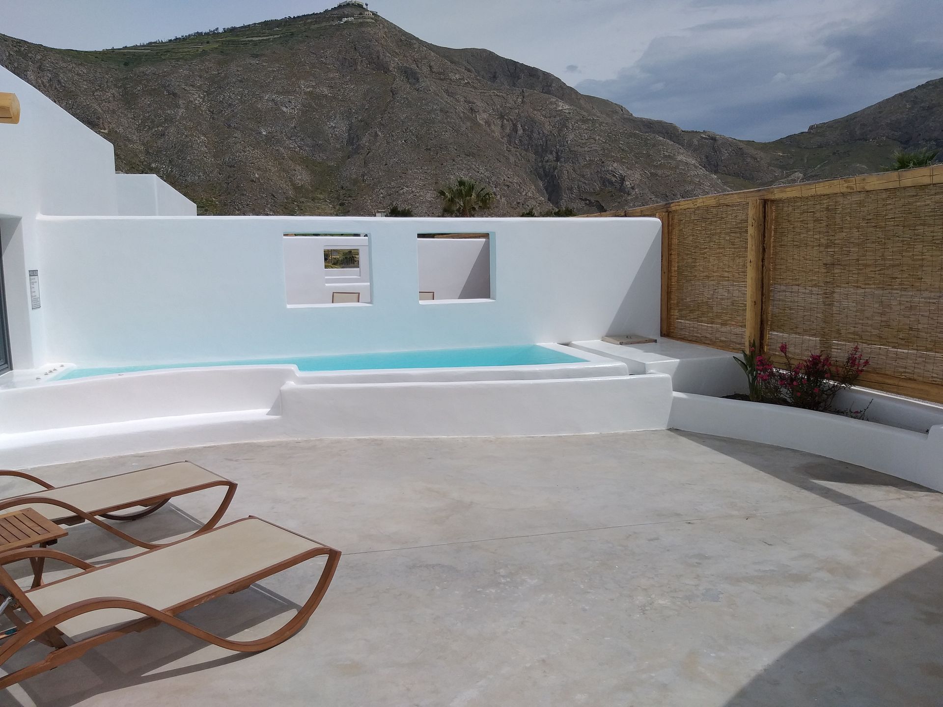 Junior suite with jetted Pool