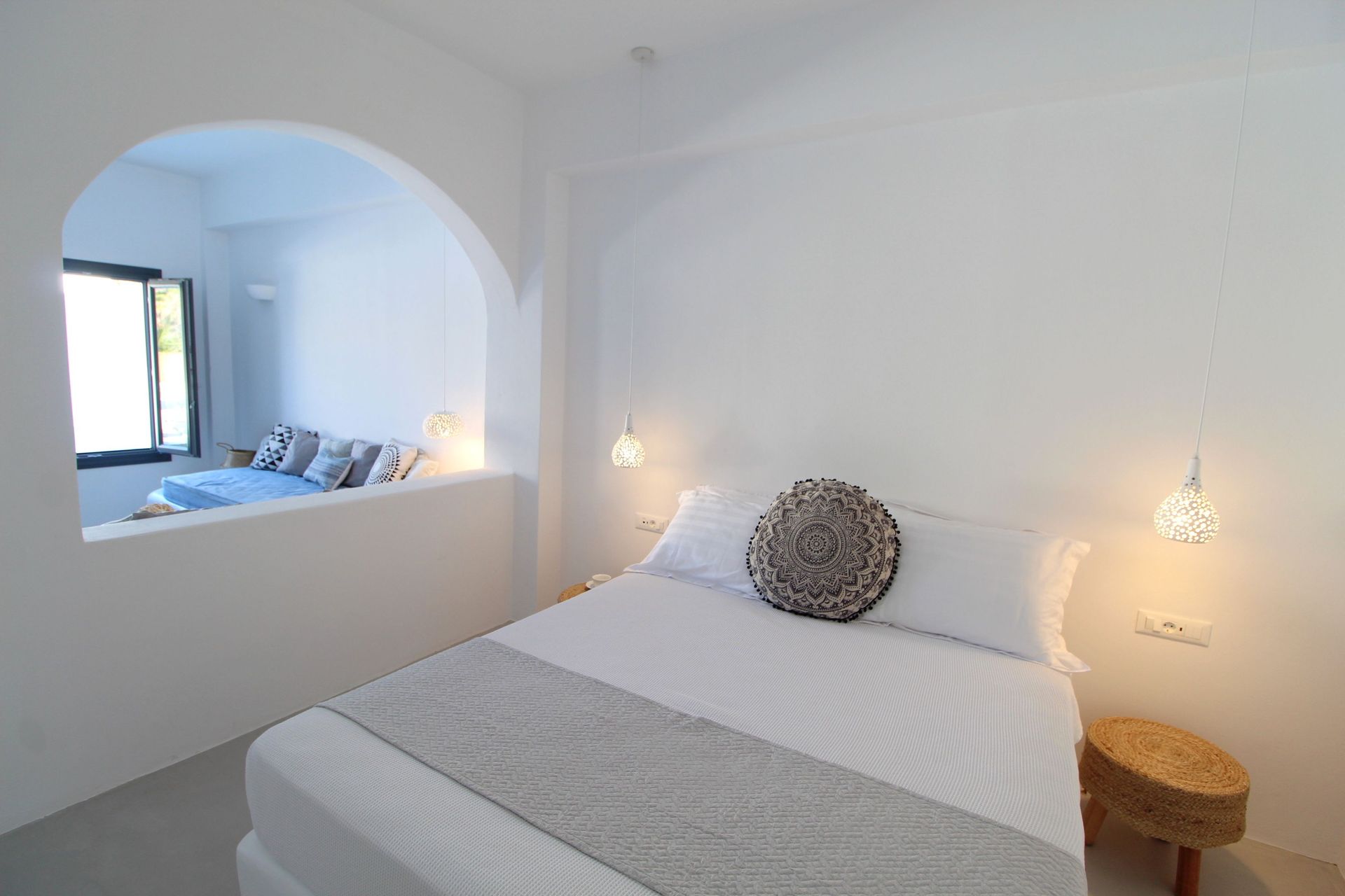 Standard suite with jetted Pool