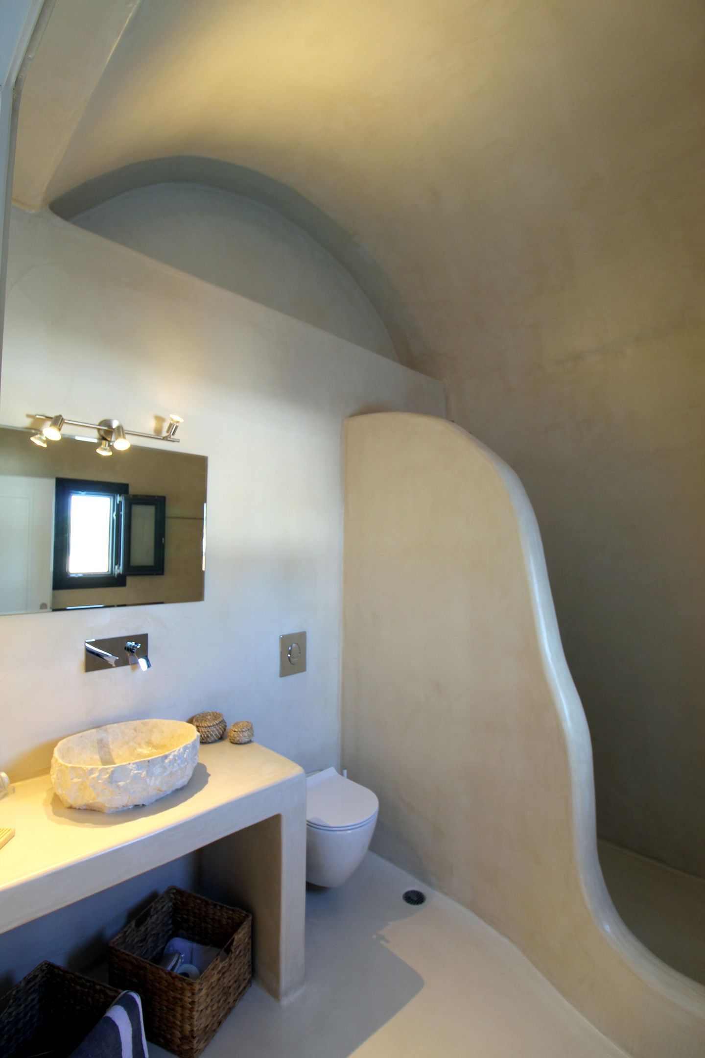 Honeymoon suite with jetted Pool